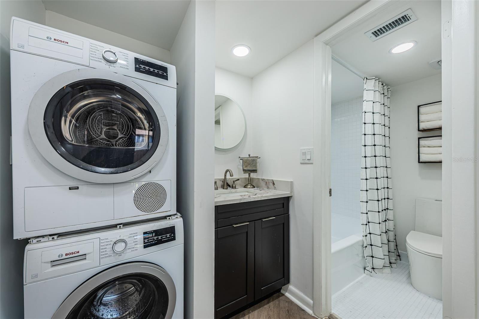 VILLAGE LAKE CONDO - Residential