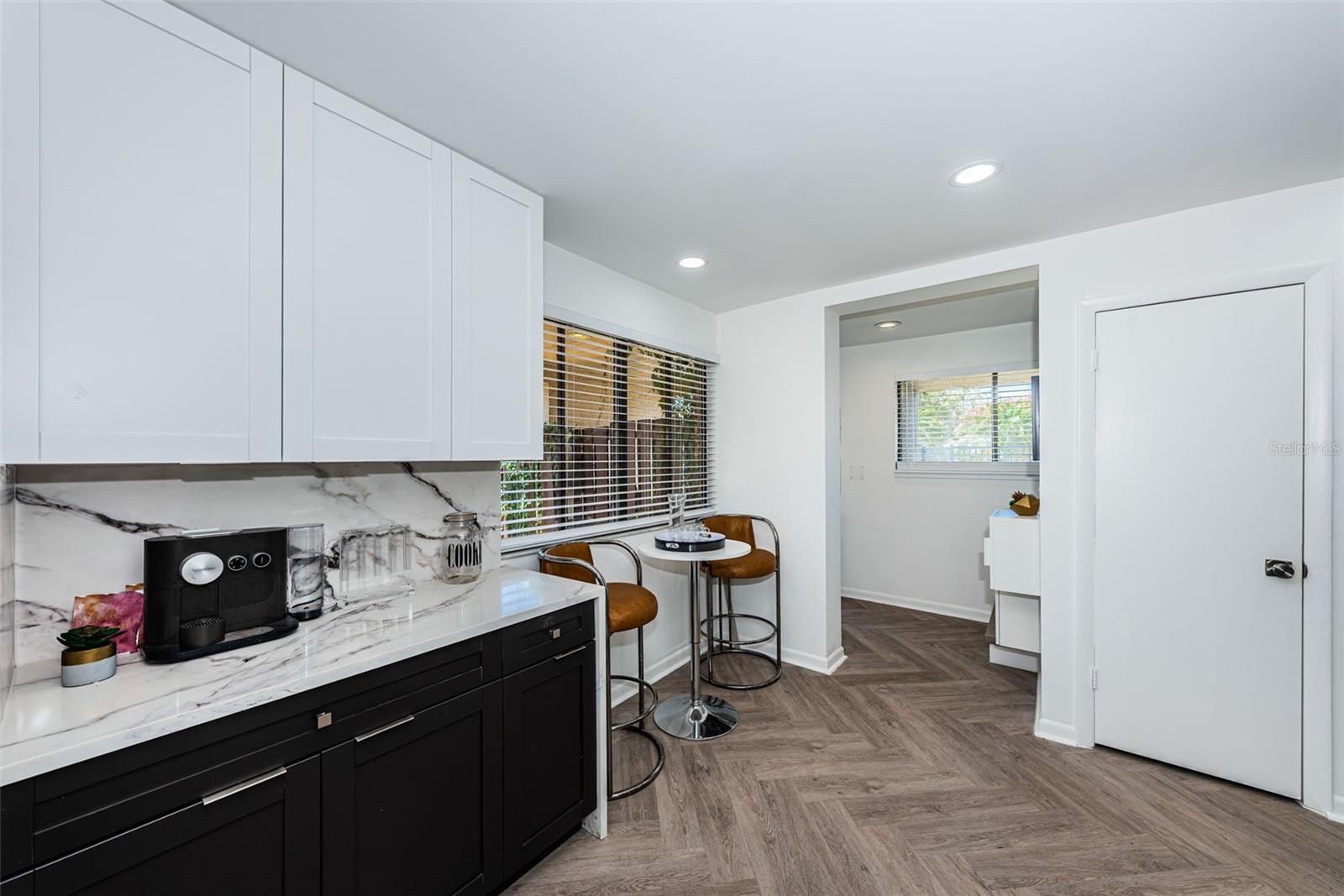 VILLAGE LAKE CONDO - Residential