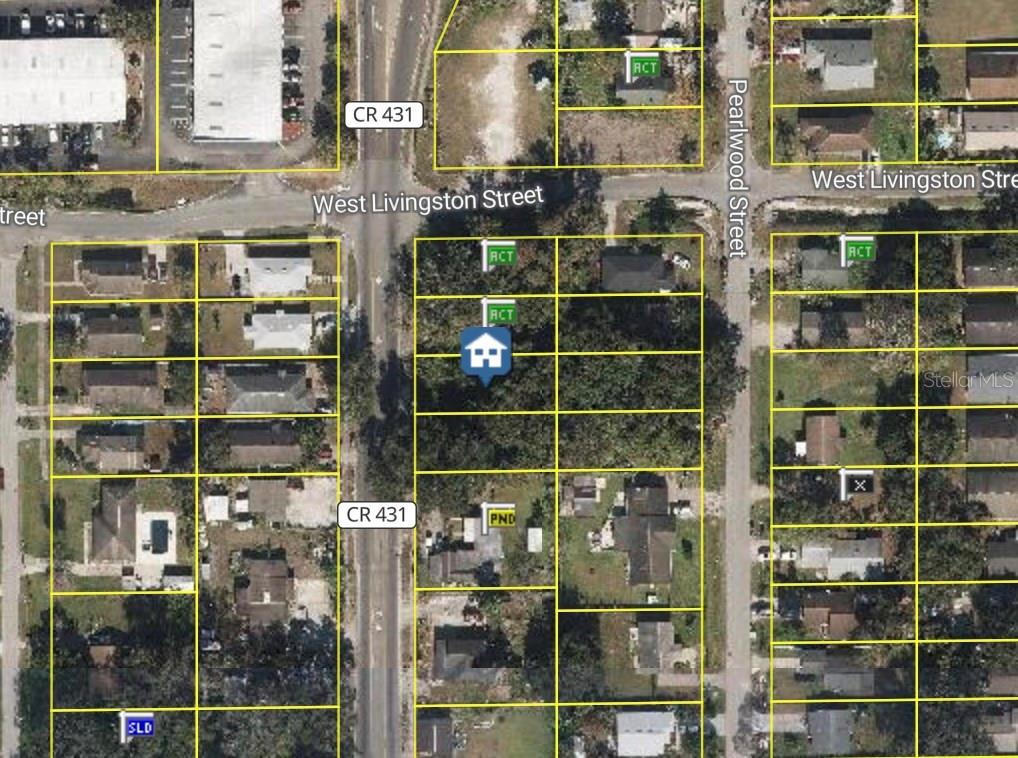 Vacant lot for sale! This .14 acre lot is available for your build, no HOA. 387, 379 and 363 also available. Just minutes away from 408 East/West Expressway and close to Downtown Orlando.
