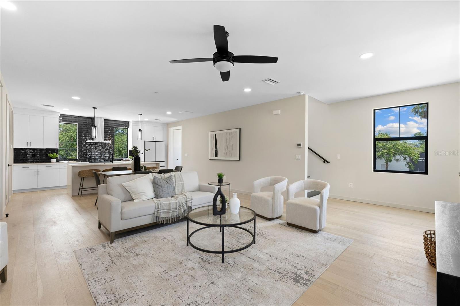 GREENWOOD TWNHMS - Residential