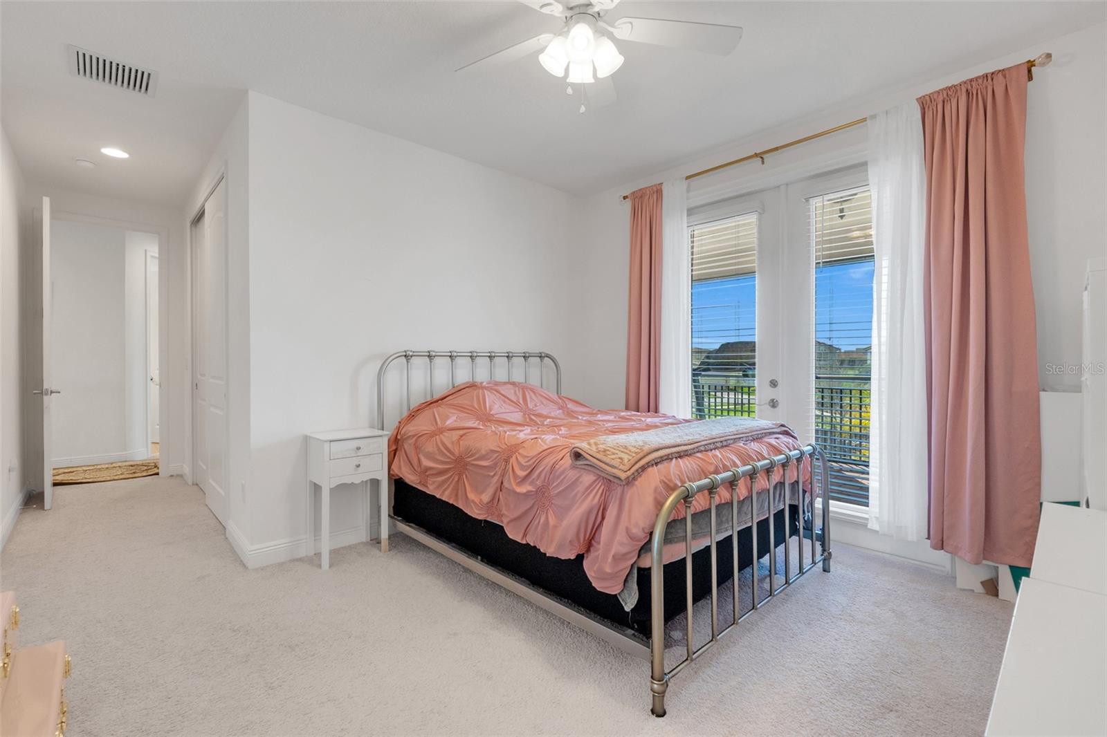 EAGLE CRK VILLAGE I - Residential