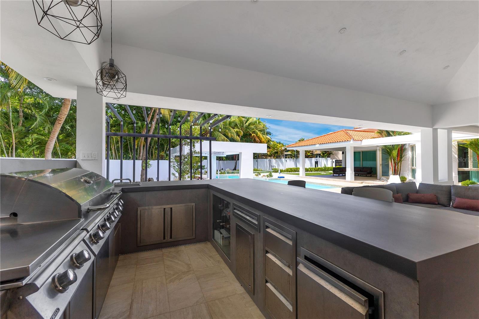 DORADO BEACH EAST - Residential