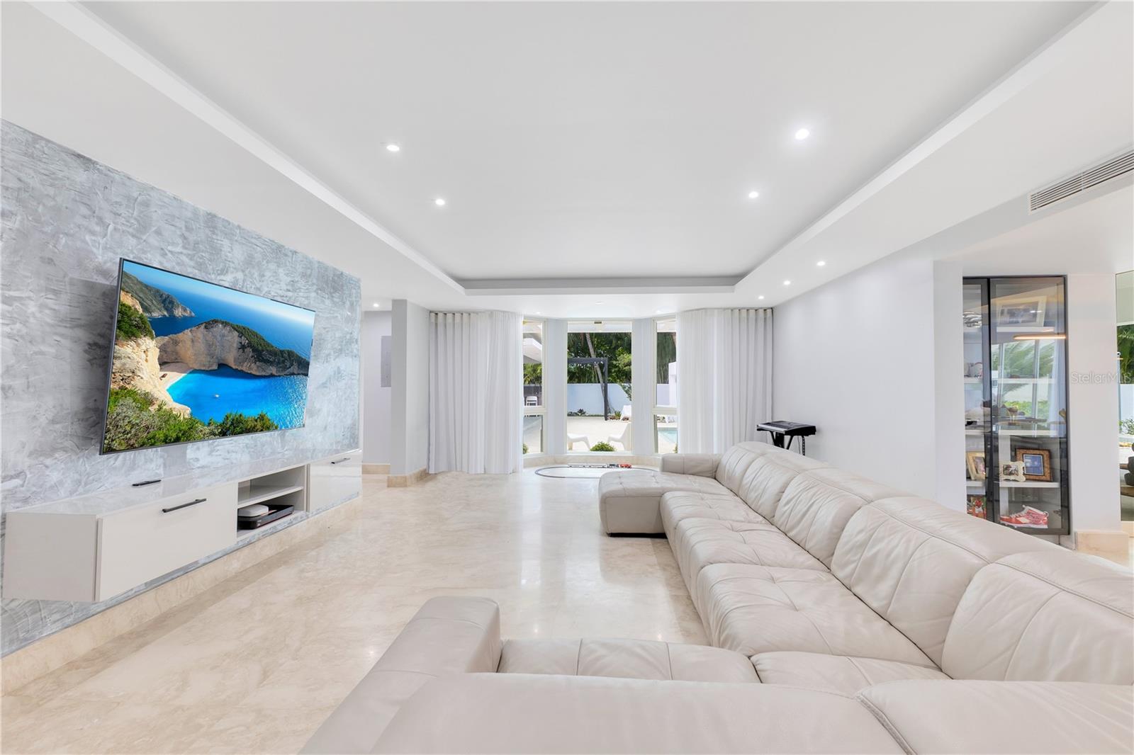 DORADO BEACH EAST - Residential
