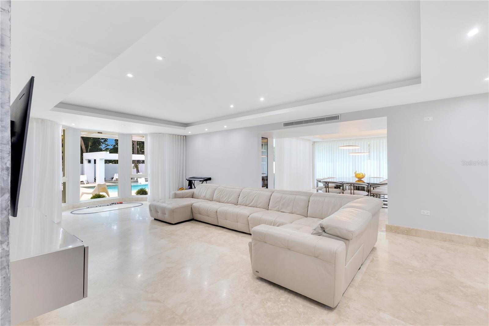DORADO BEACH EAST - Residential