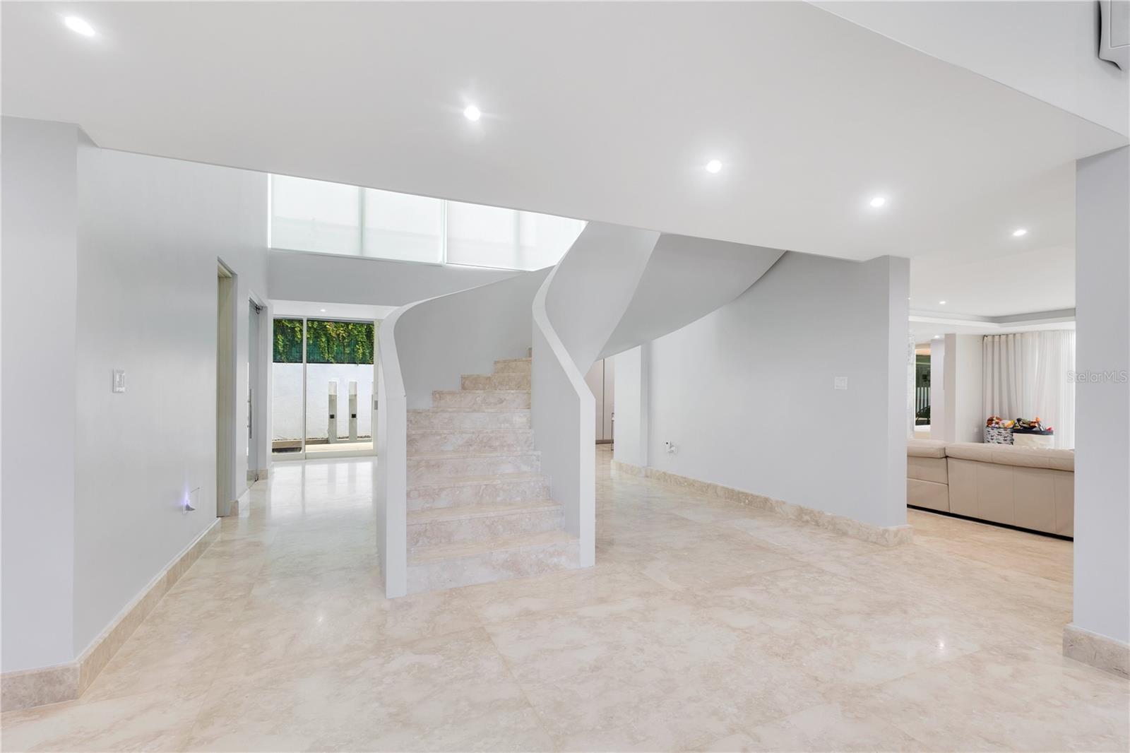 DORADO BEACH EAST - Residential