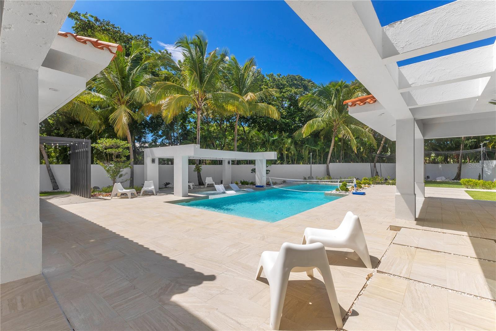 DORADO BEACH EAST - Residential