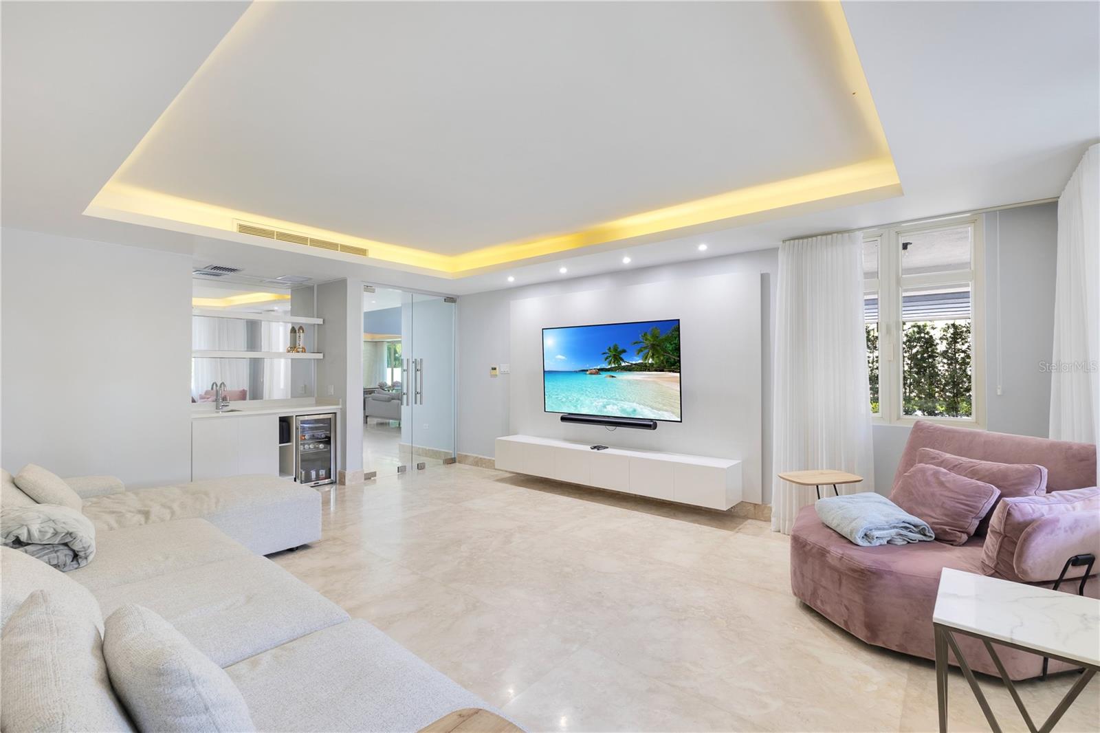 DORADO BEACH EAST - Residential