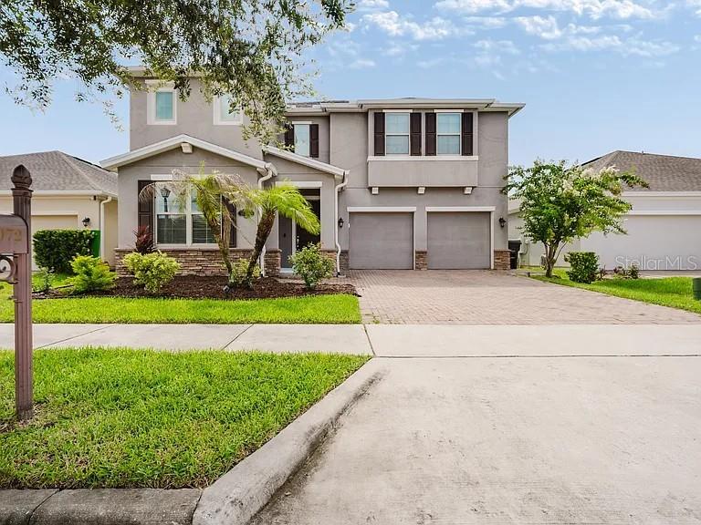 Photo of 9072 Overlook Pass Drive, Windermere, FL 34786 (MLS # O6435196)