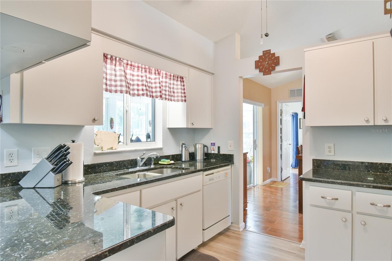 OCALA PALMS - Residential