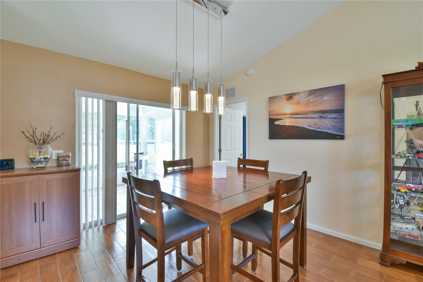 OCALA PALMS - Residential