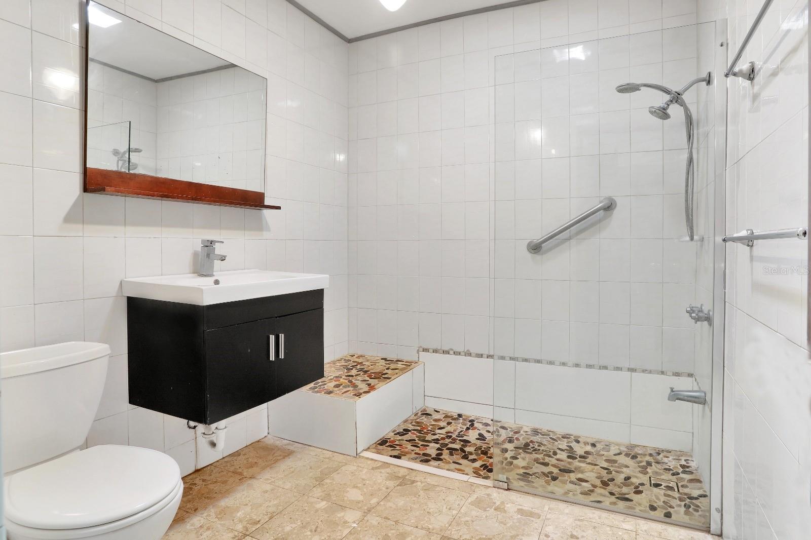 VILLA CAPARRA - Residential