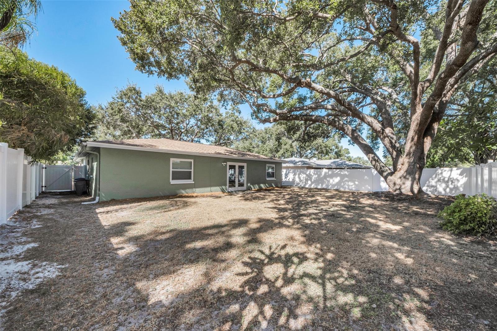 AUTUMN RUN - Residential