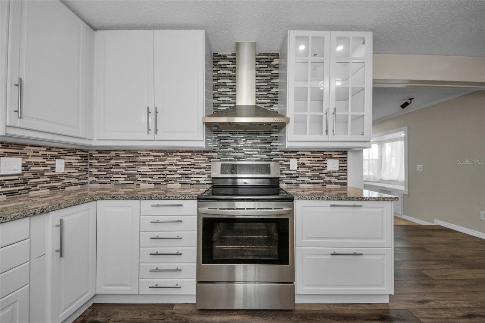 AUTUMN RUN - Residential