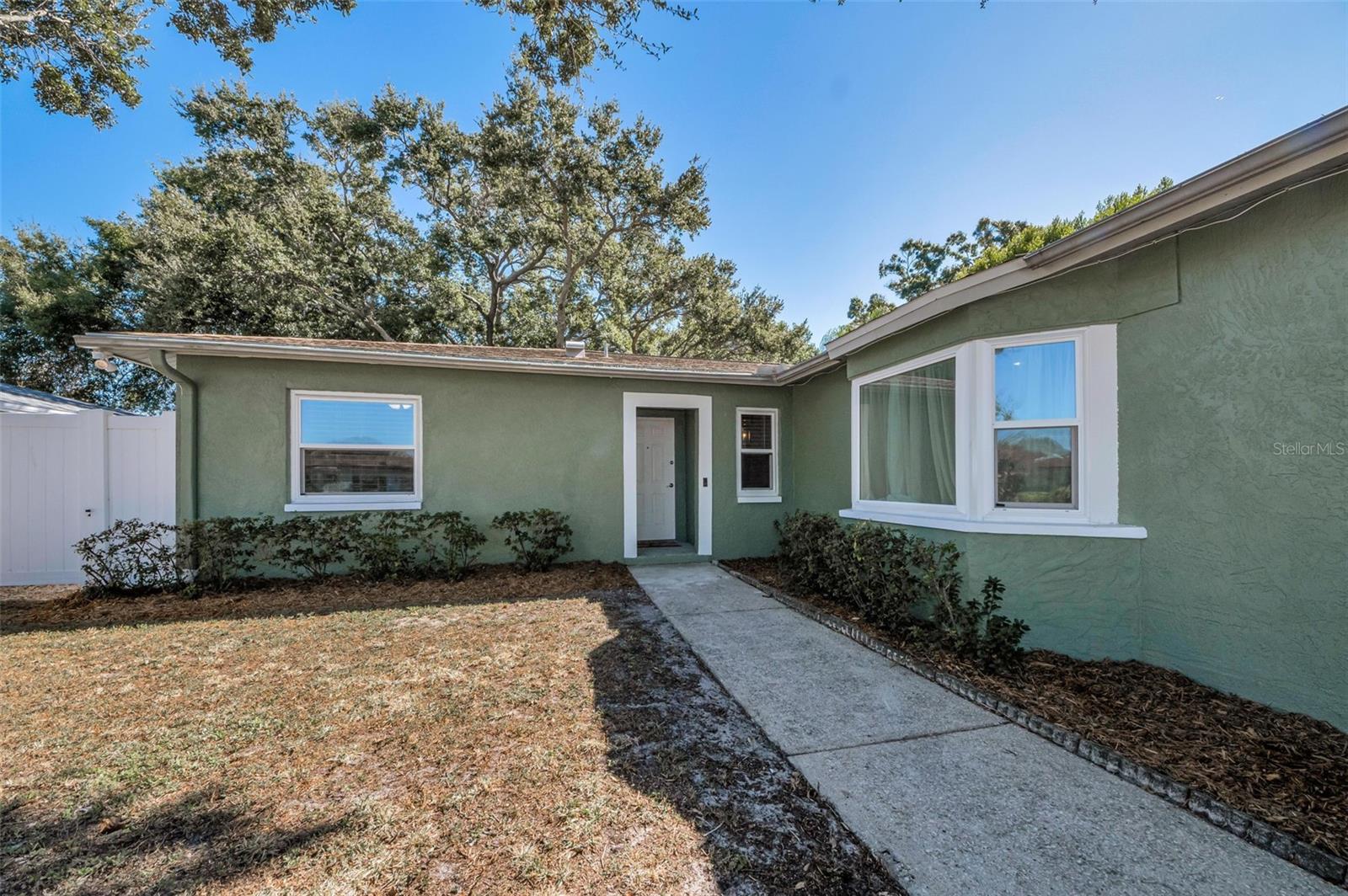 AUTUMN RUN - Residential