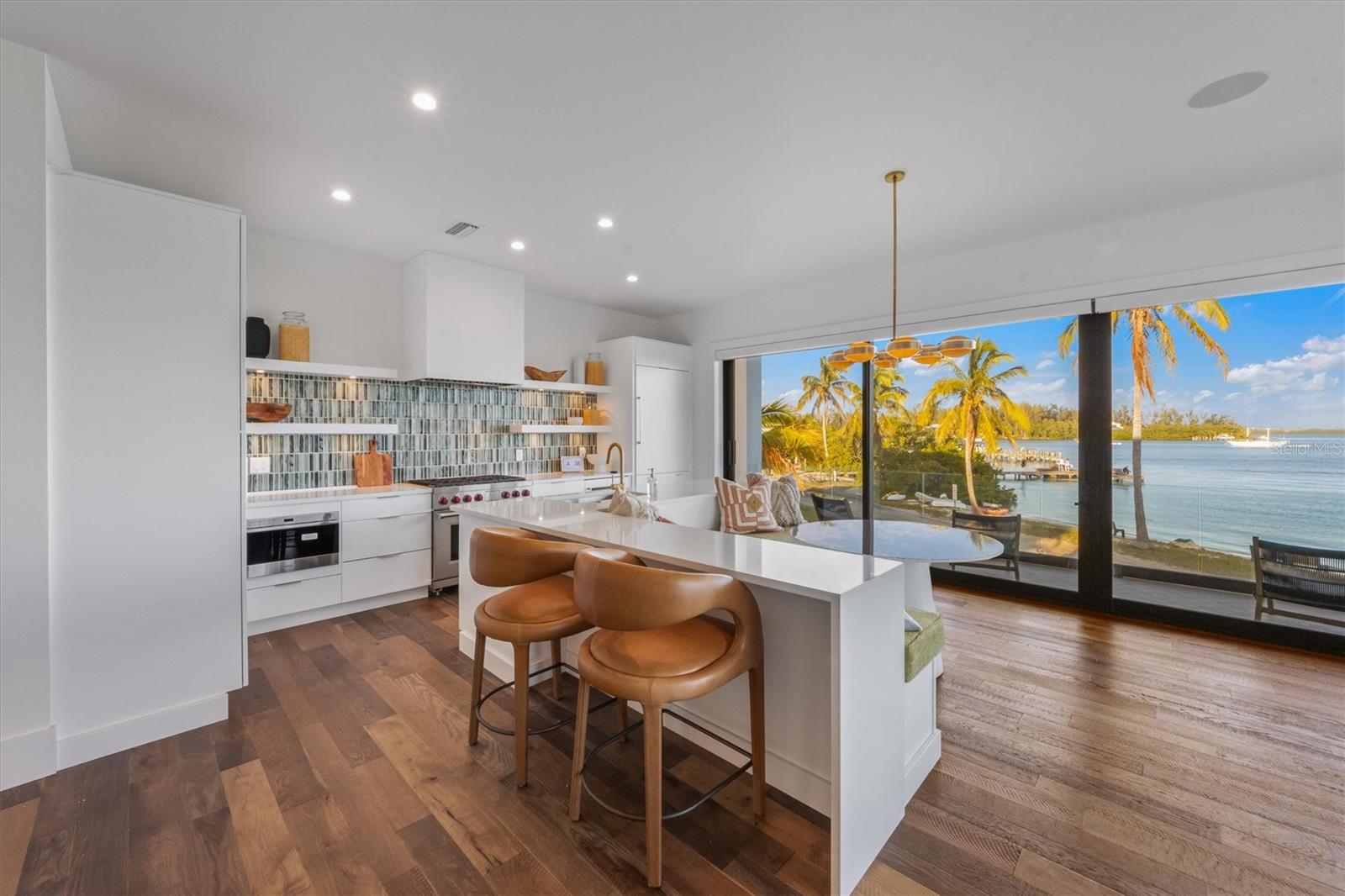 LONG BEACH - Residential