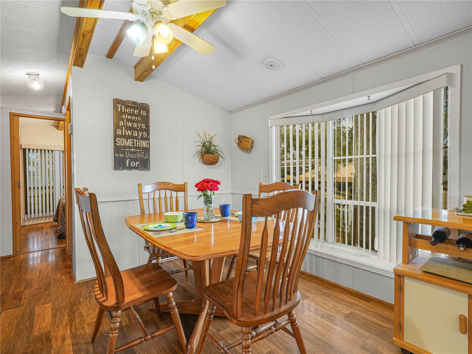 SADDLEBAG LAKE - Residential