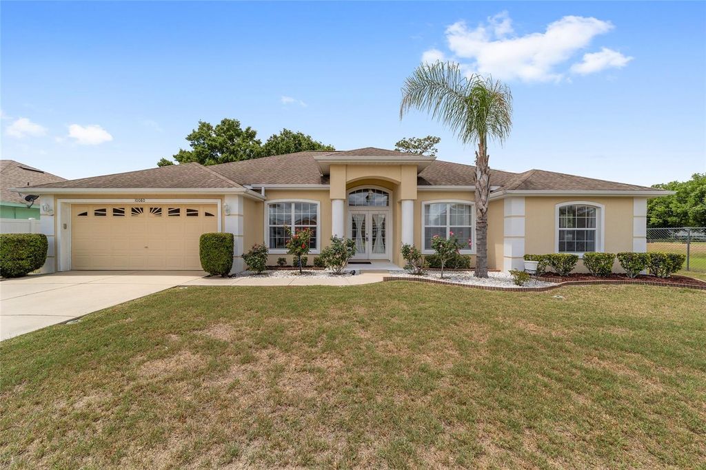 Photo of 10080 SE 69th Avenue, Belleview, FL 34420 (MLS # OM723790)