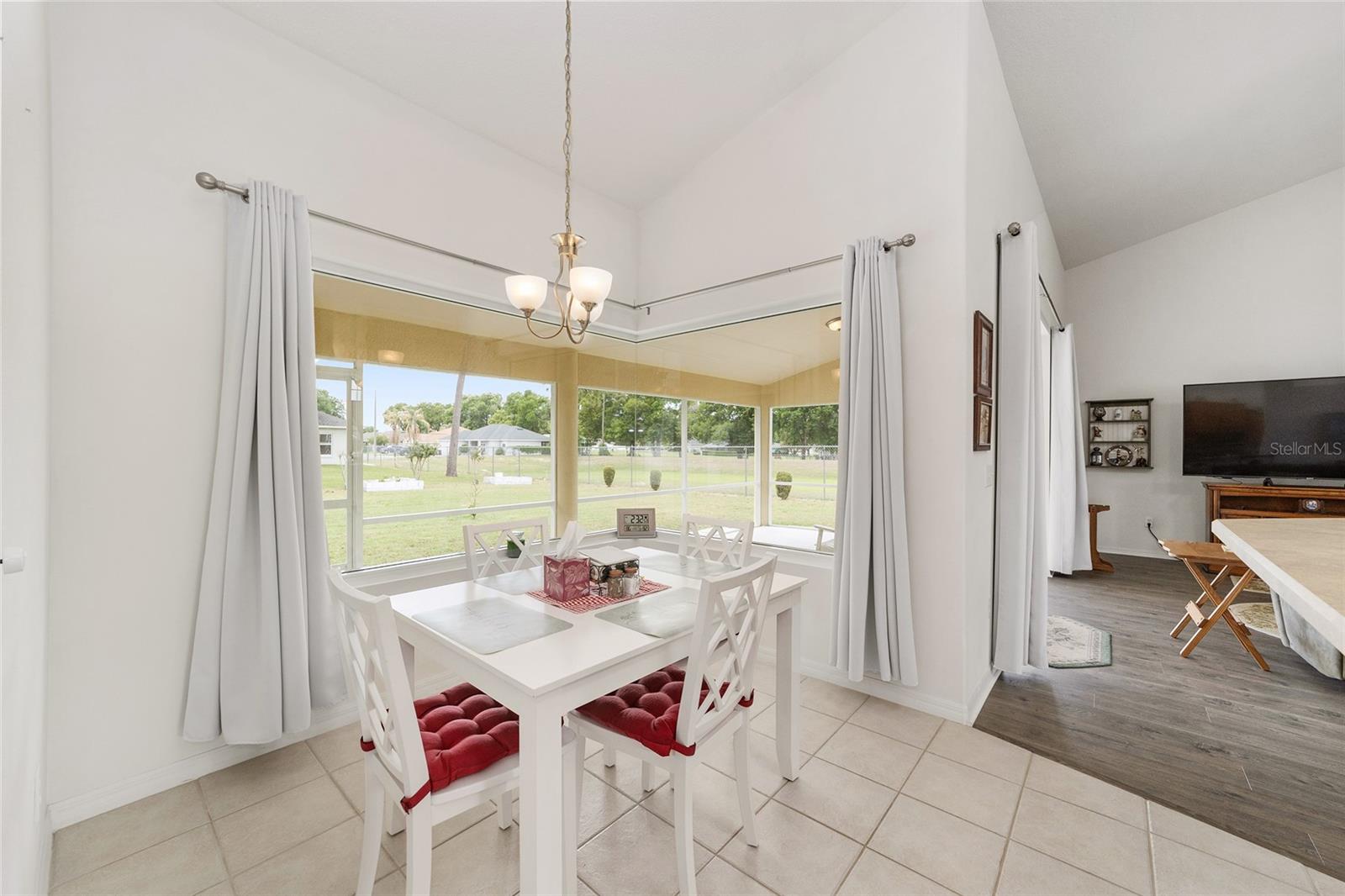 DIAMOND RIDGE - Residential