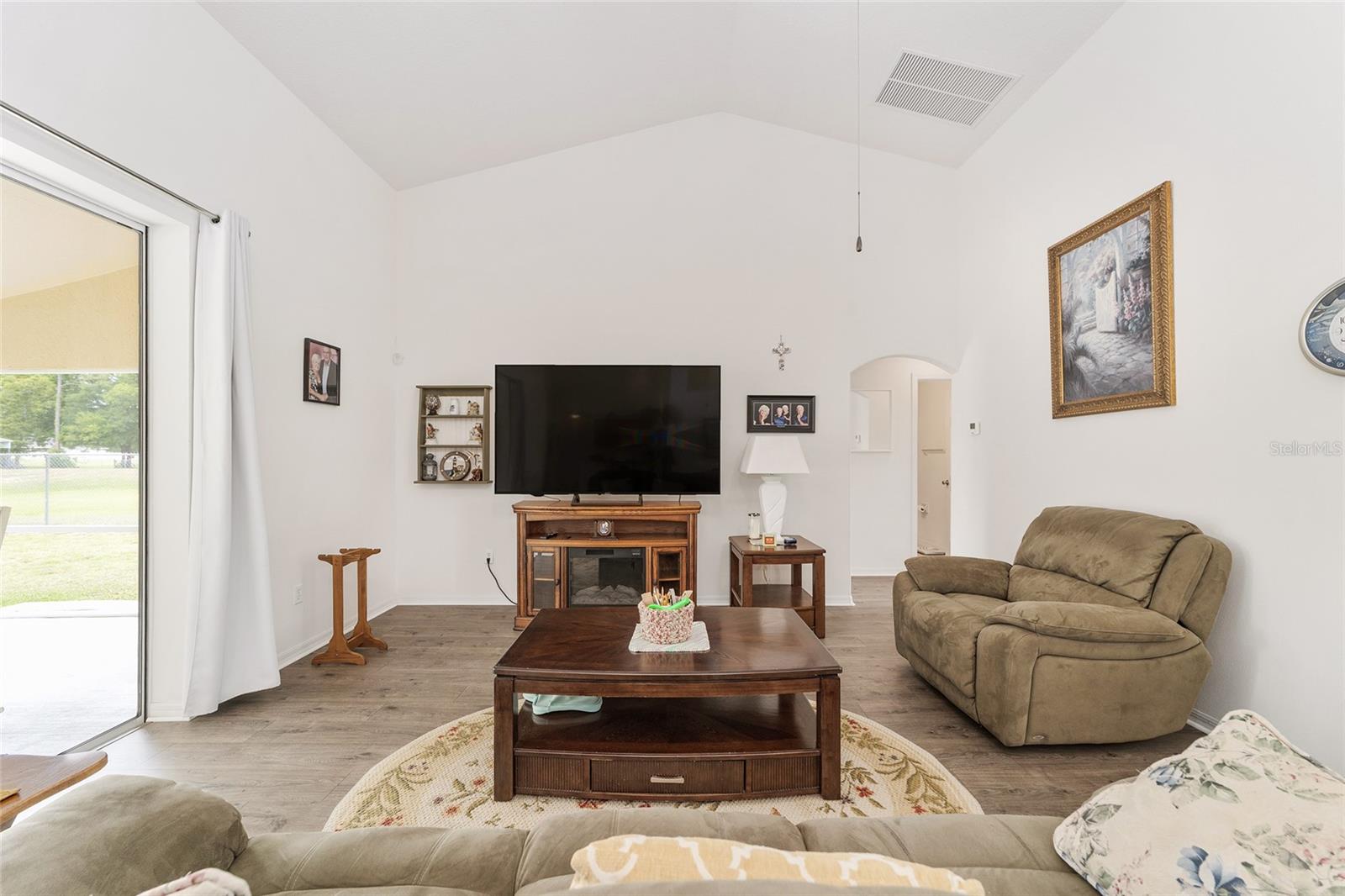 DIAMOND RIDGE - Residential