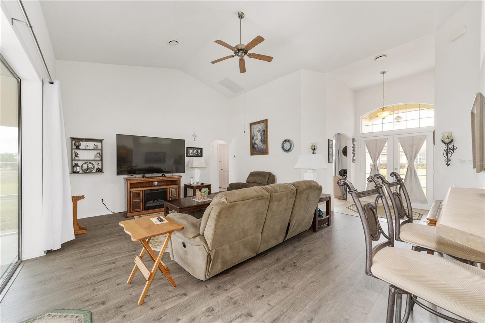 DIAMOND RIDGE - Residential