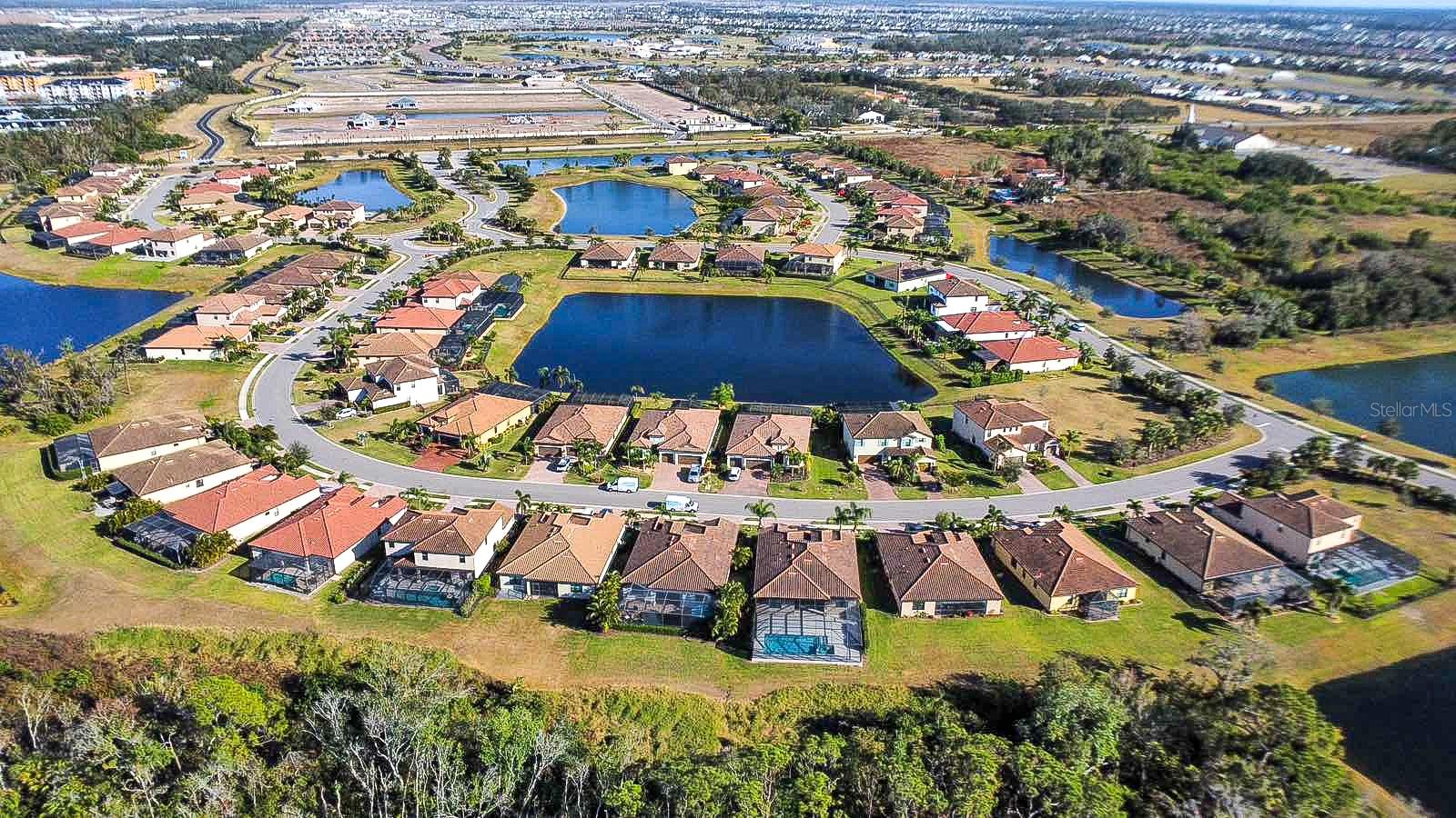 SAVANNA AT LAKEWOOD RANCH PHASE III 3ABD - Residential