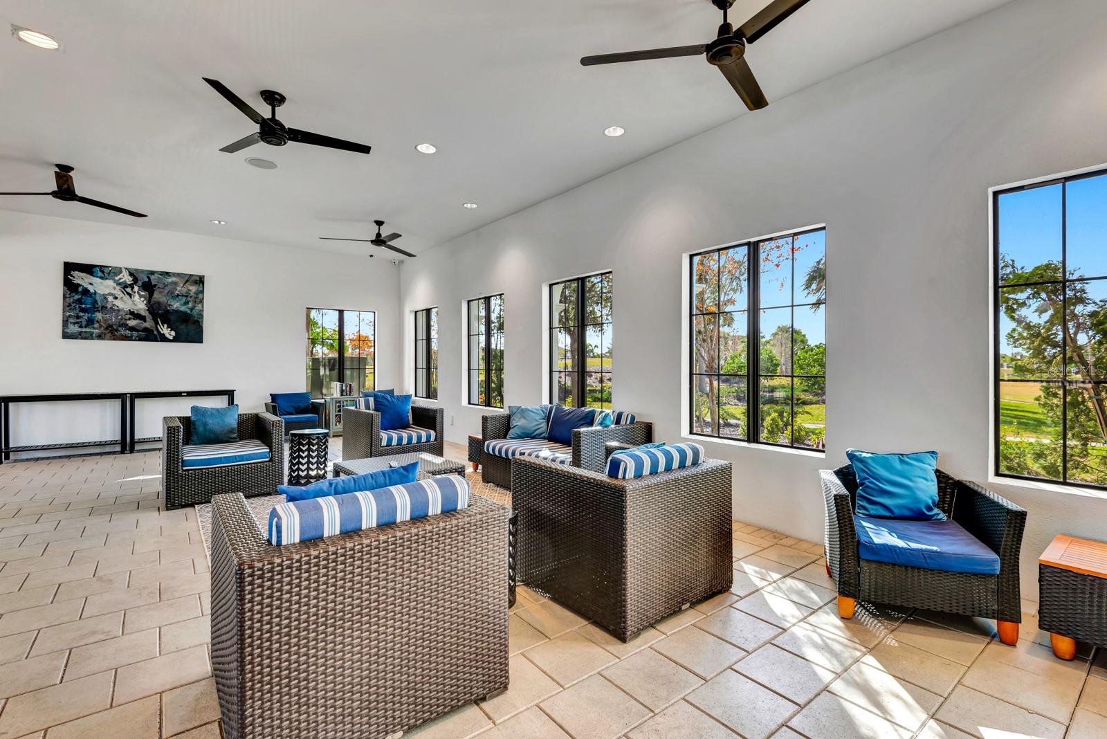 SAVANNA AT LAKEWOOD RANCH PHASE III 3ABD - Residential