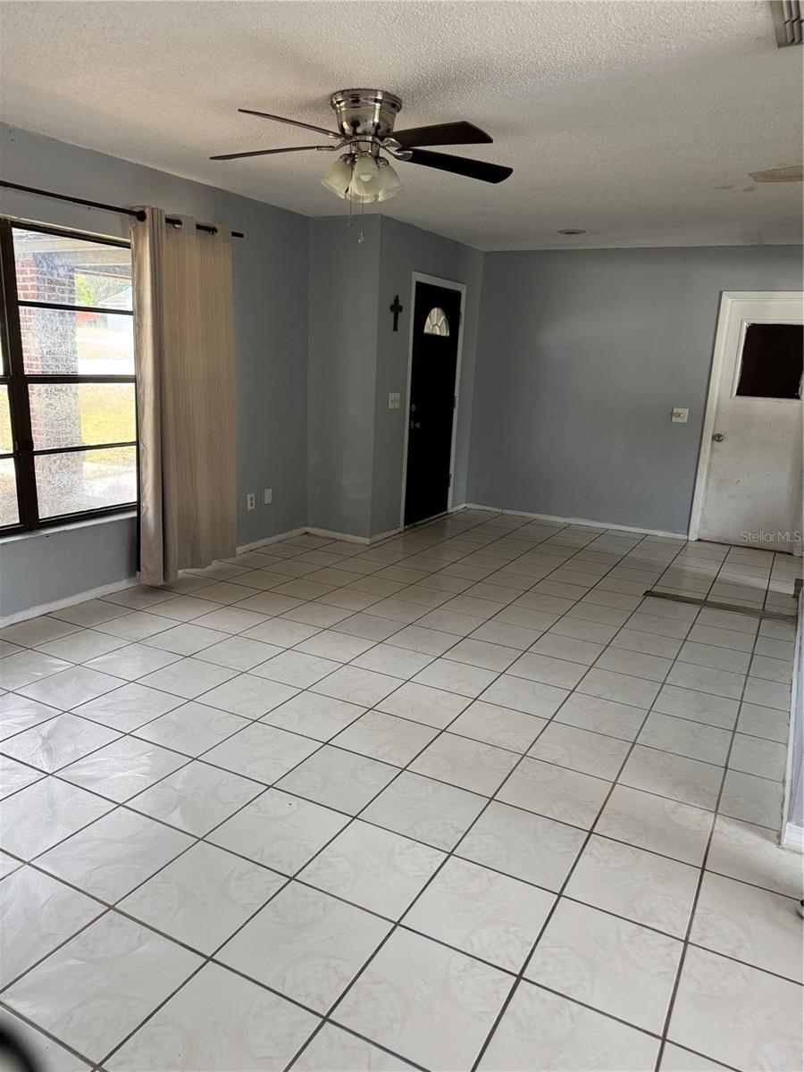 HOWELL COVE 4TH SEC - Residential