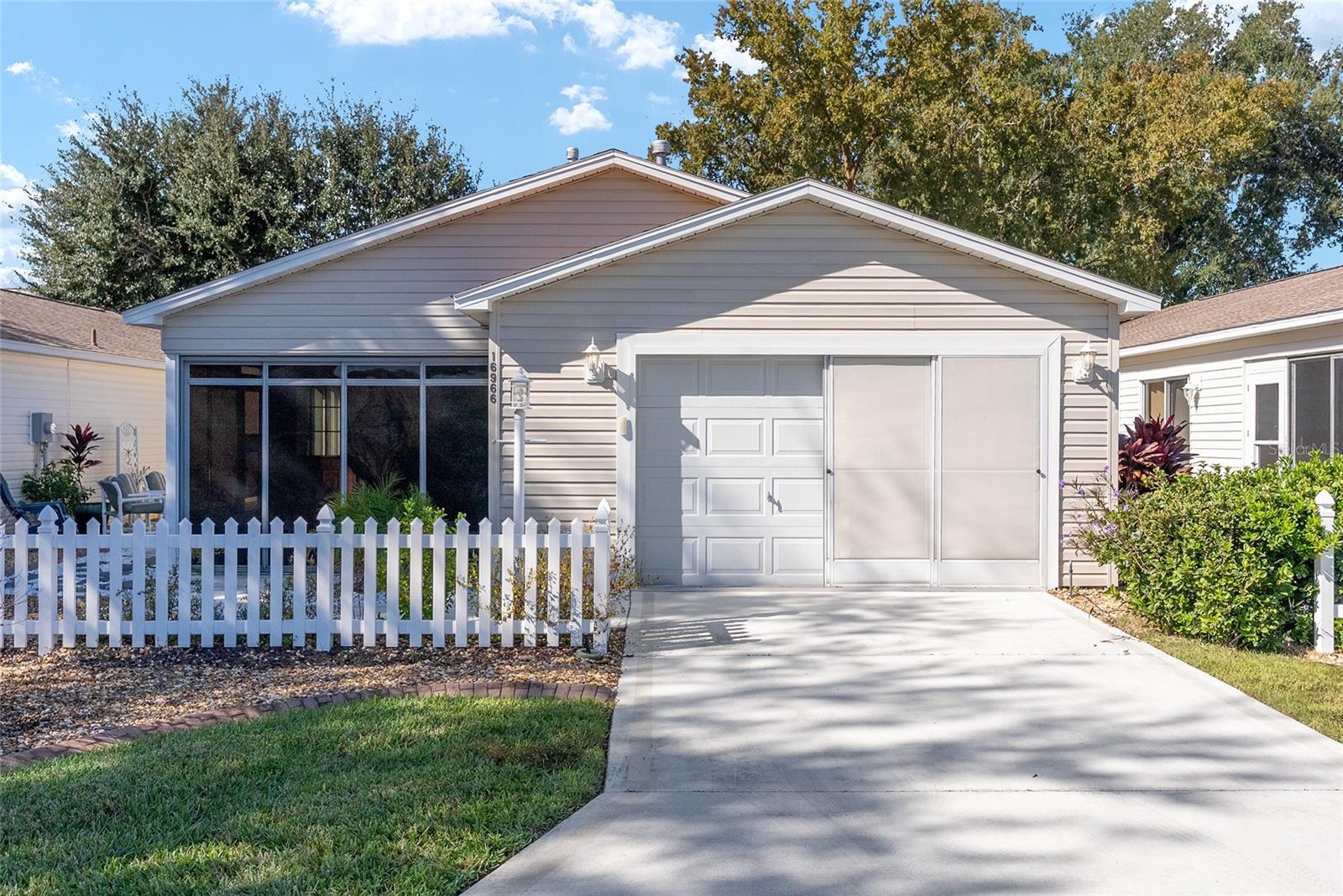 VILLAGES/MARION/VILLAS/SUNNYSIDE - Residential