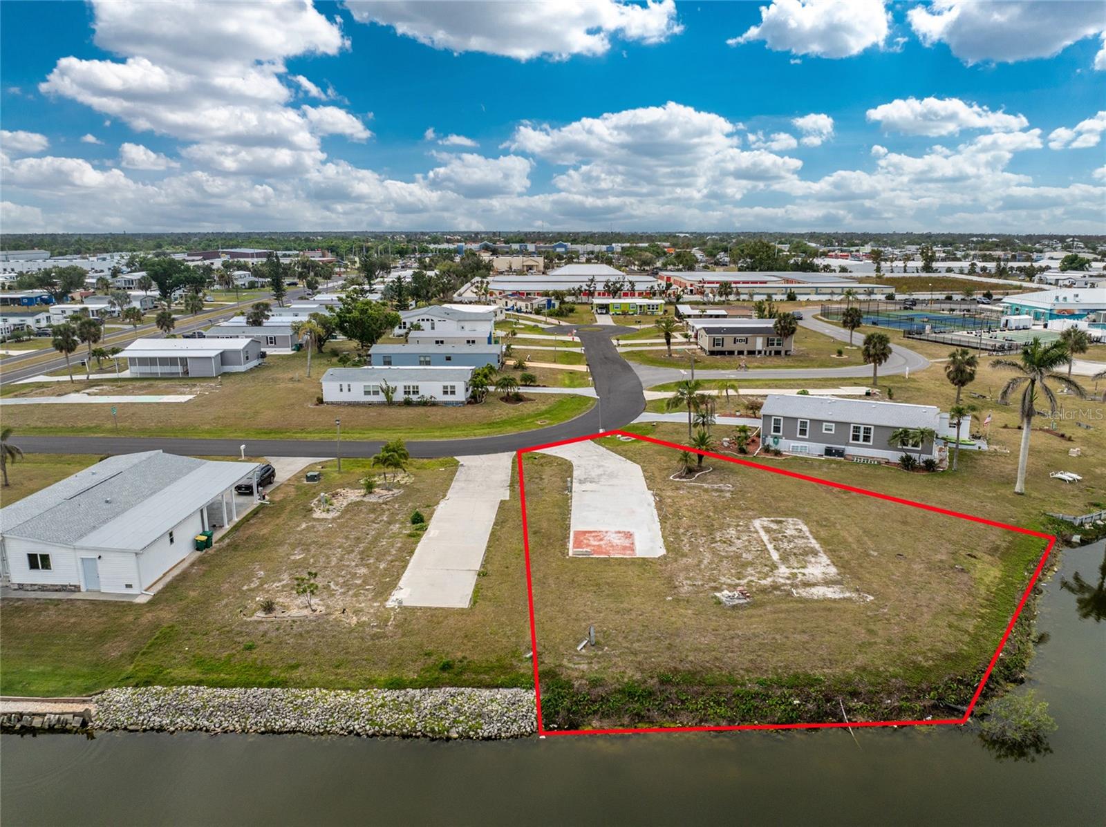 LEMON BAY ISLES PH 01 - Land