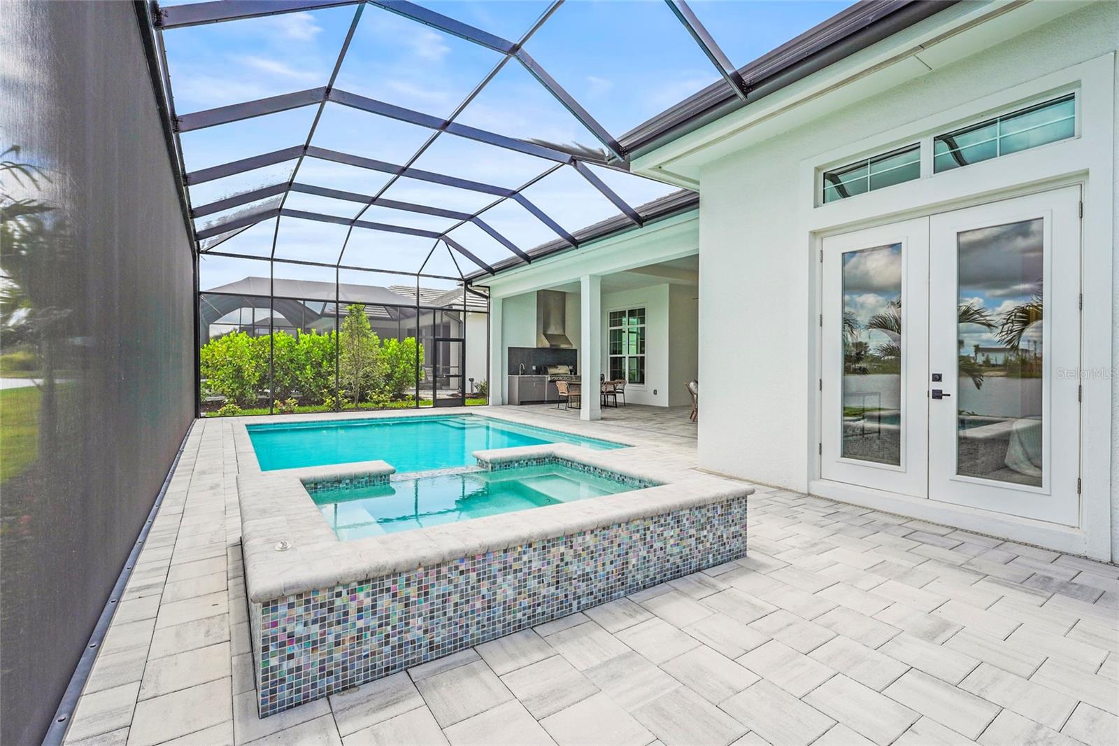 8332 SEA GLASS COURT