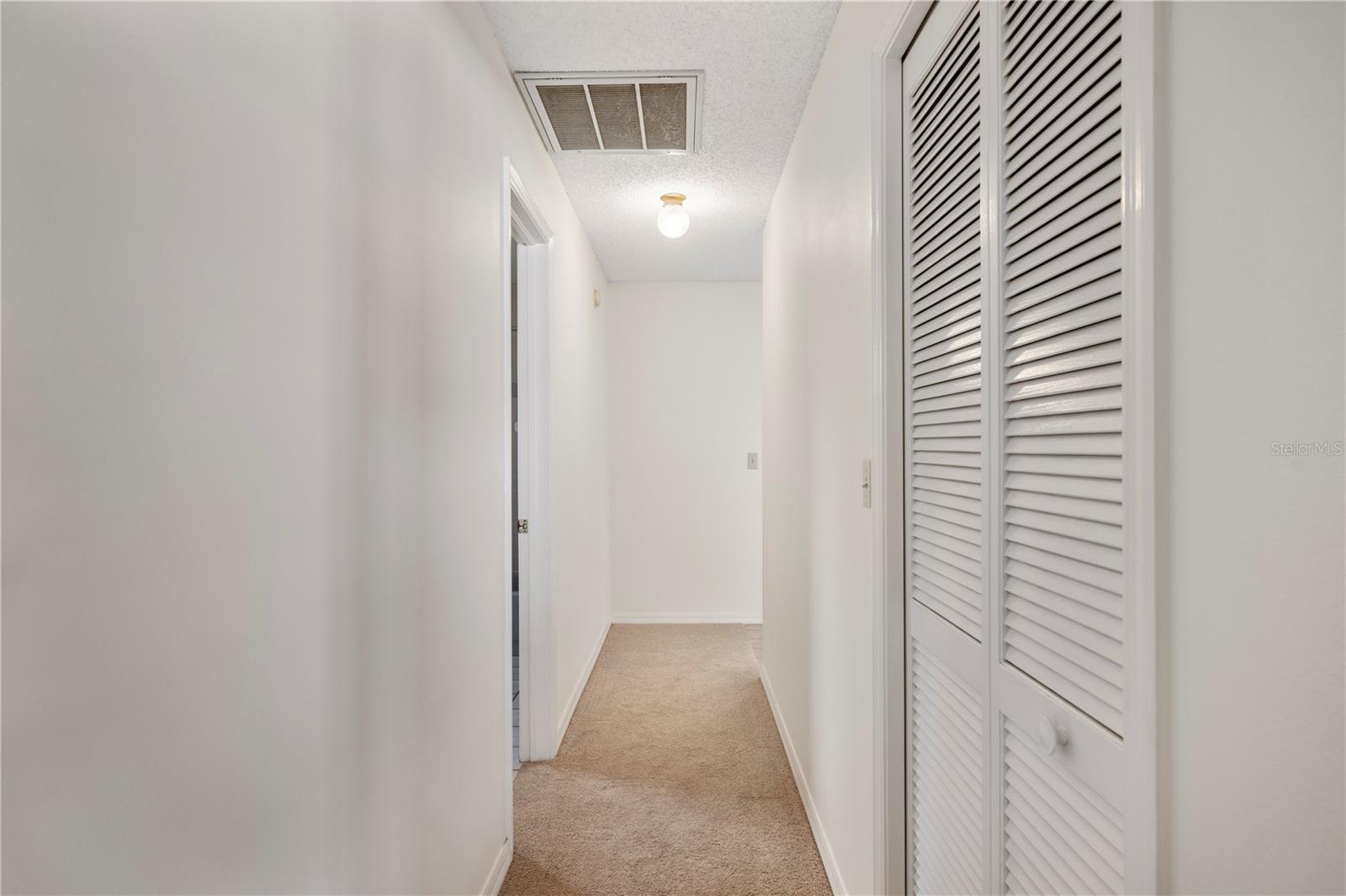 DEER BROOKE - Residential