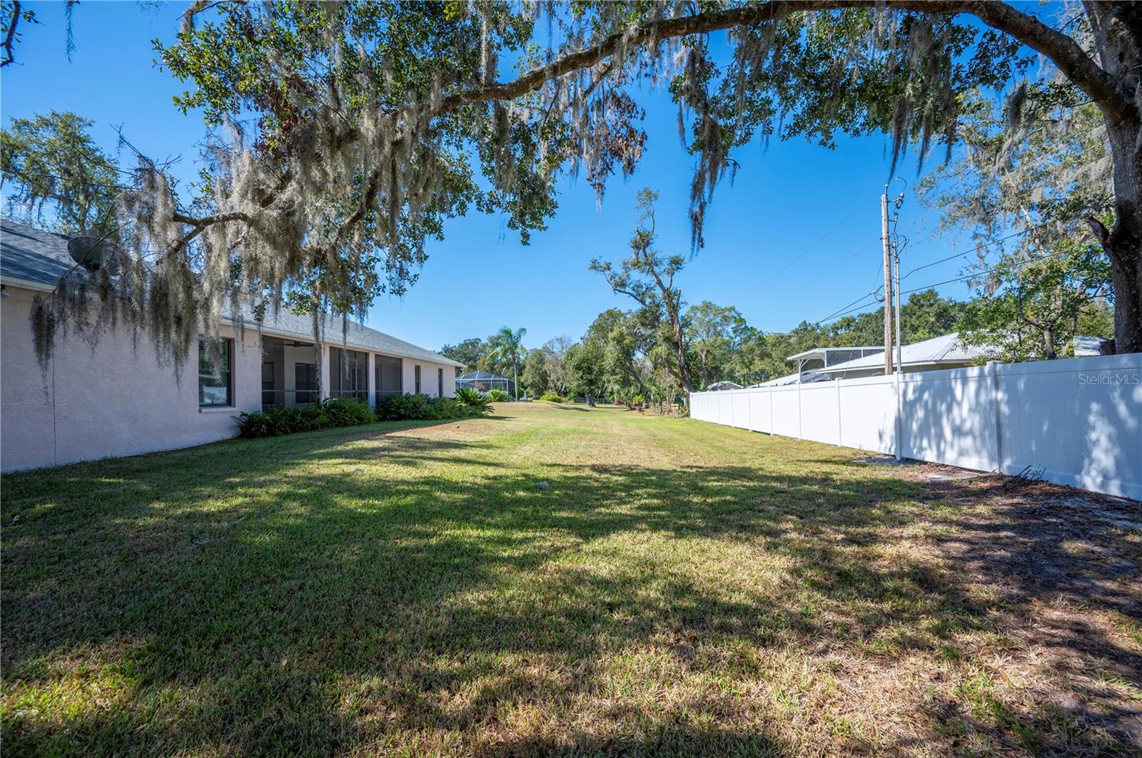 DEER BROOKE - Residential