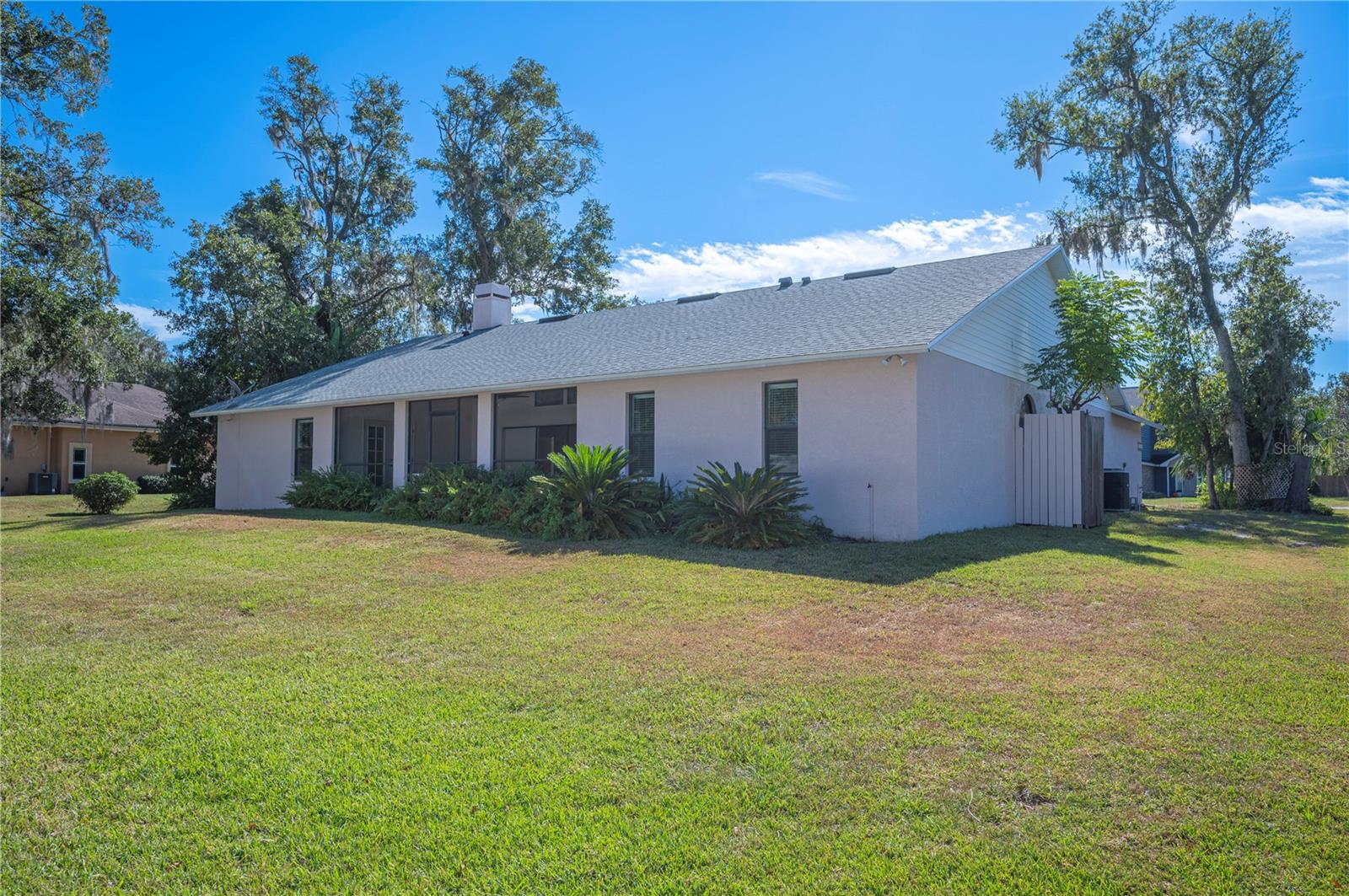 DEER BROOKE - Residential