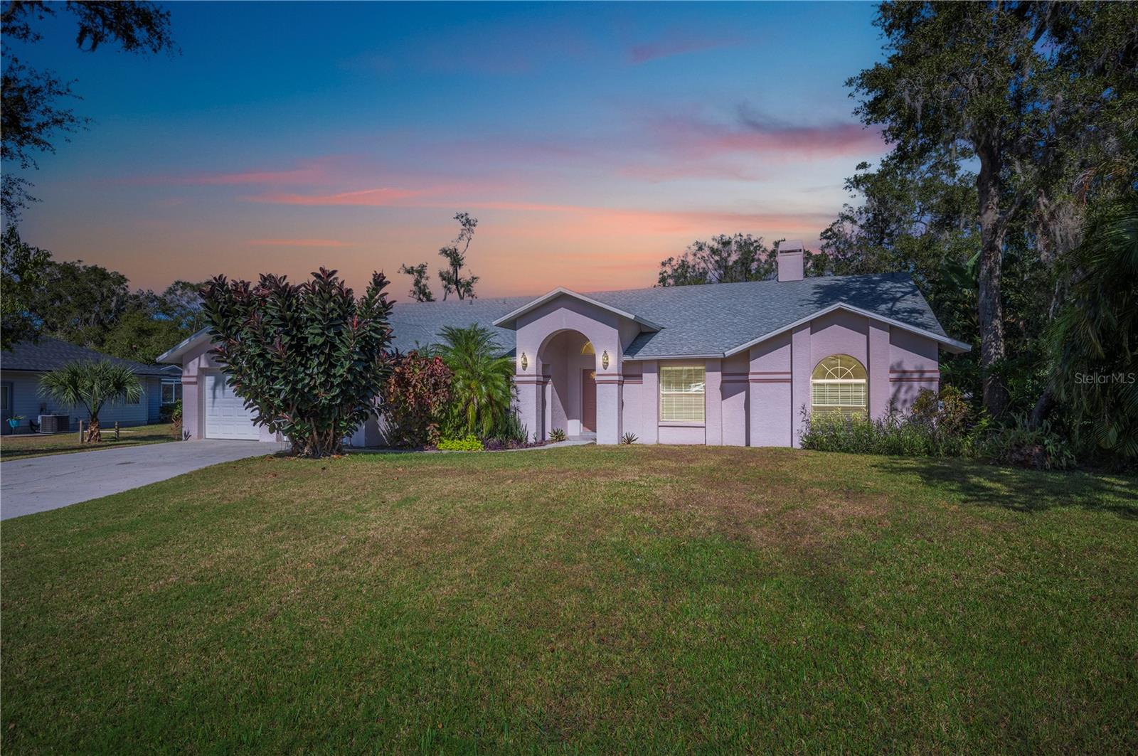 DEER BROOKE - Residential