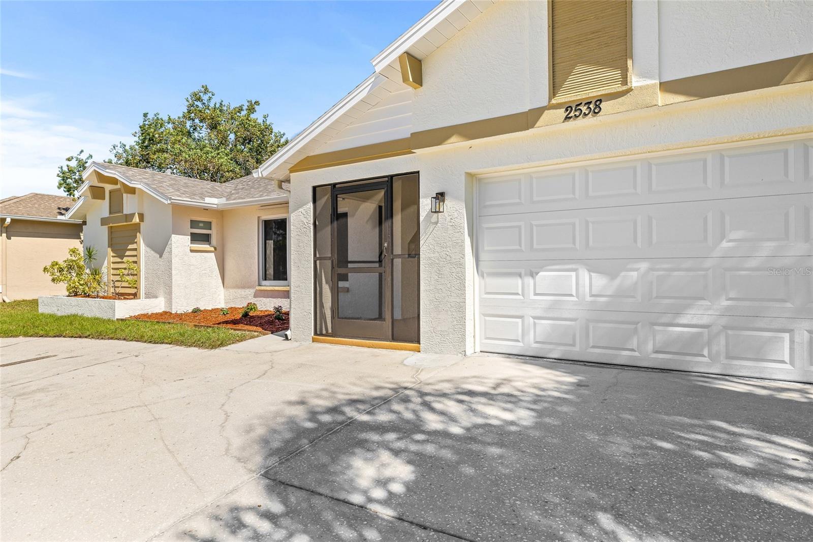 BARRINGTON HILLS - Residential