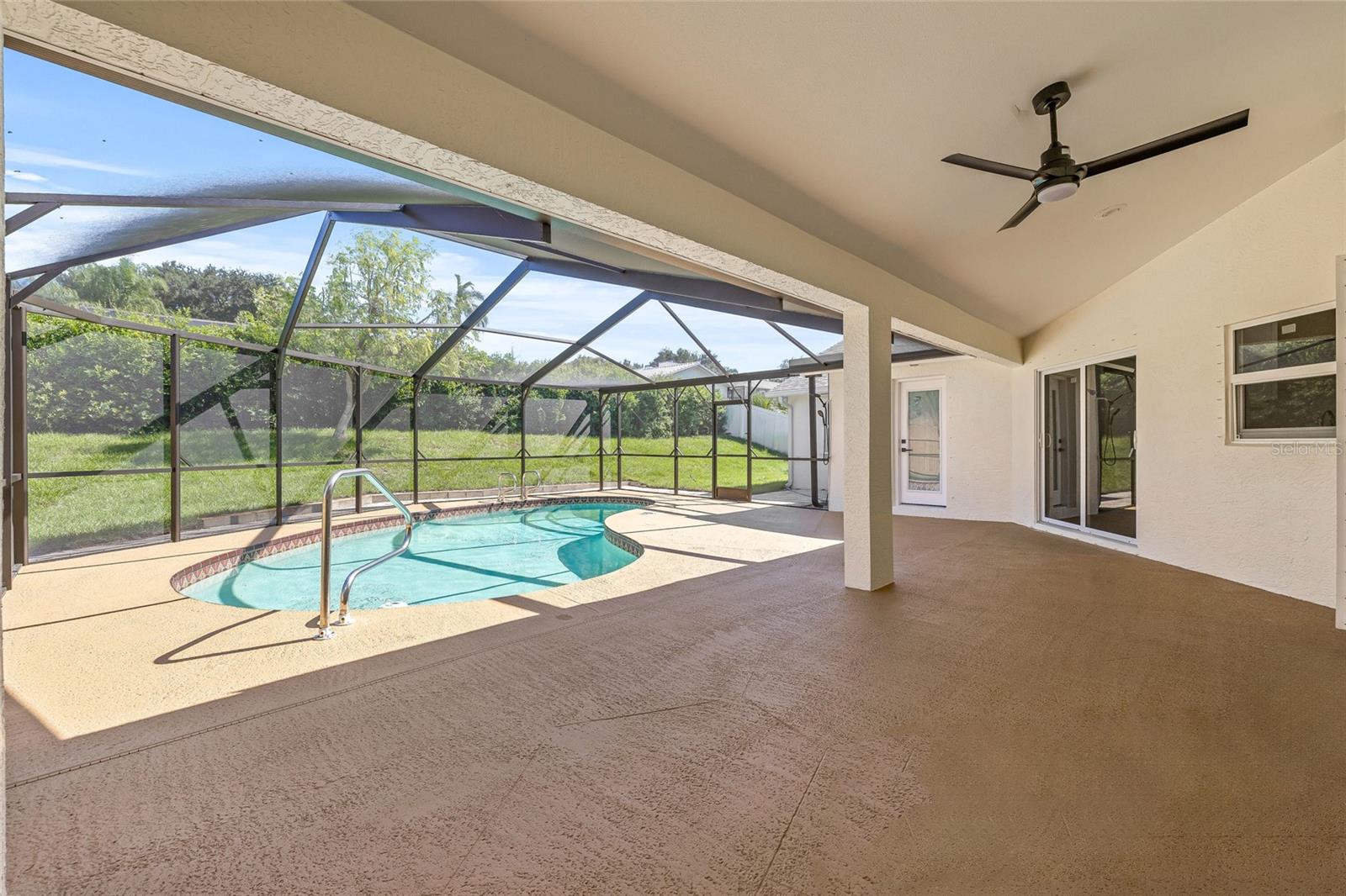 BARRINGTON HILLS - Residential