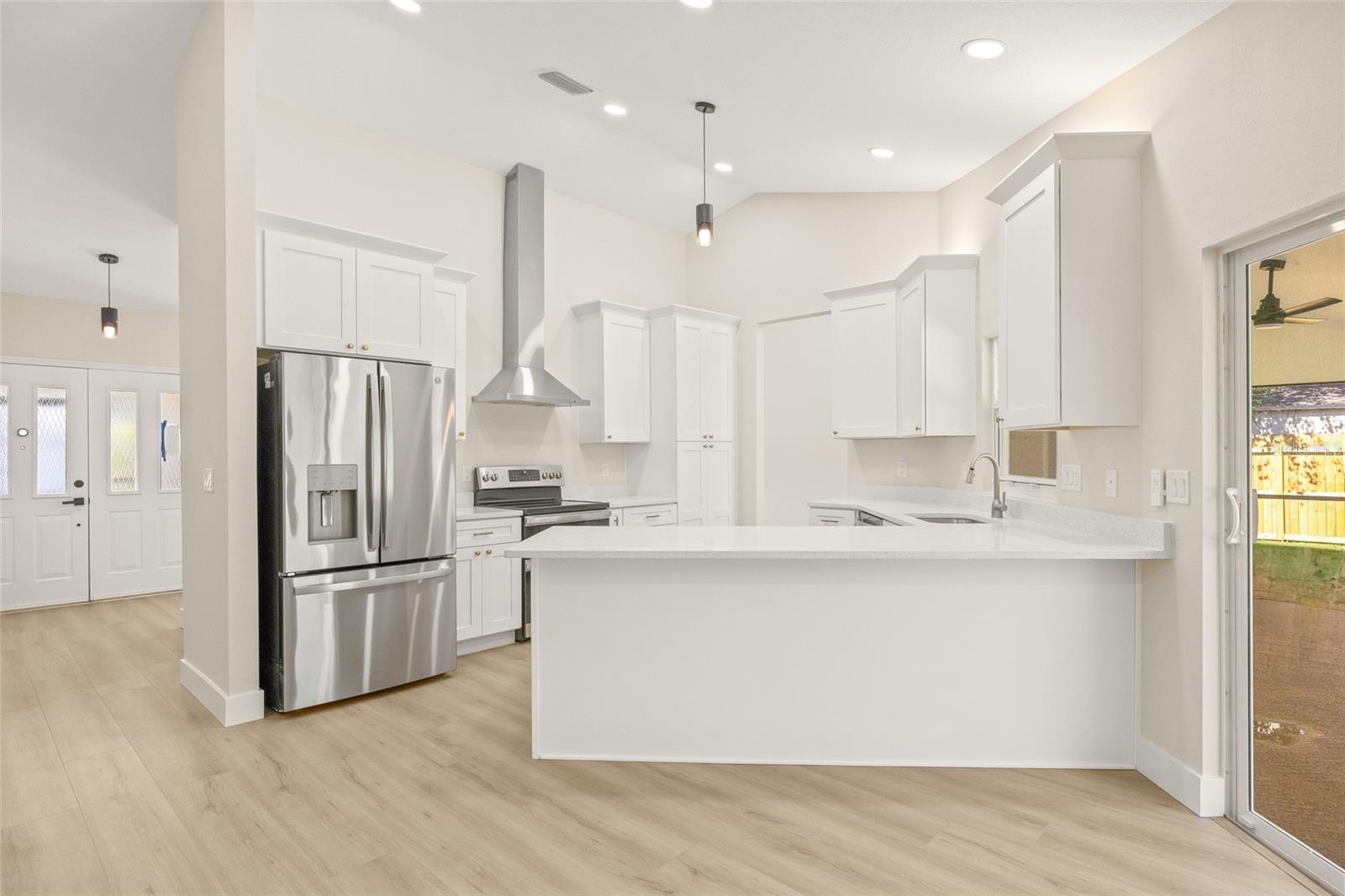 BARRINGTON HILLS - Residential