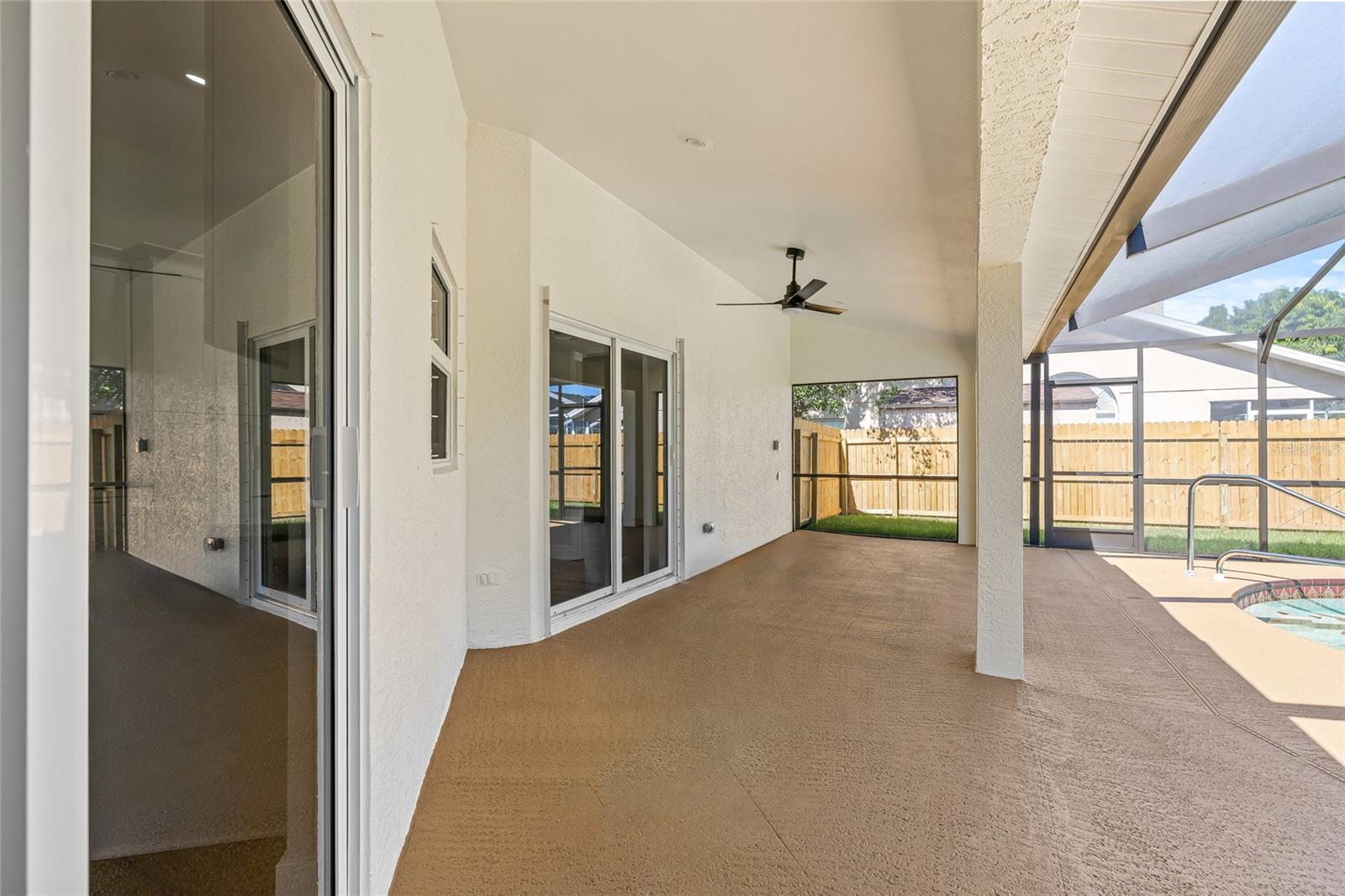 BARRINGTON HILLS - Residential