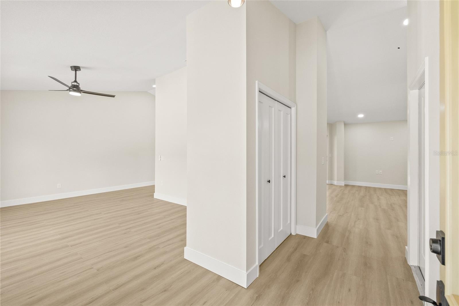 BARRINGTON HILLS - Residential