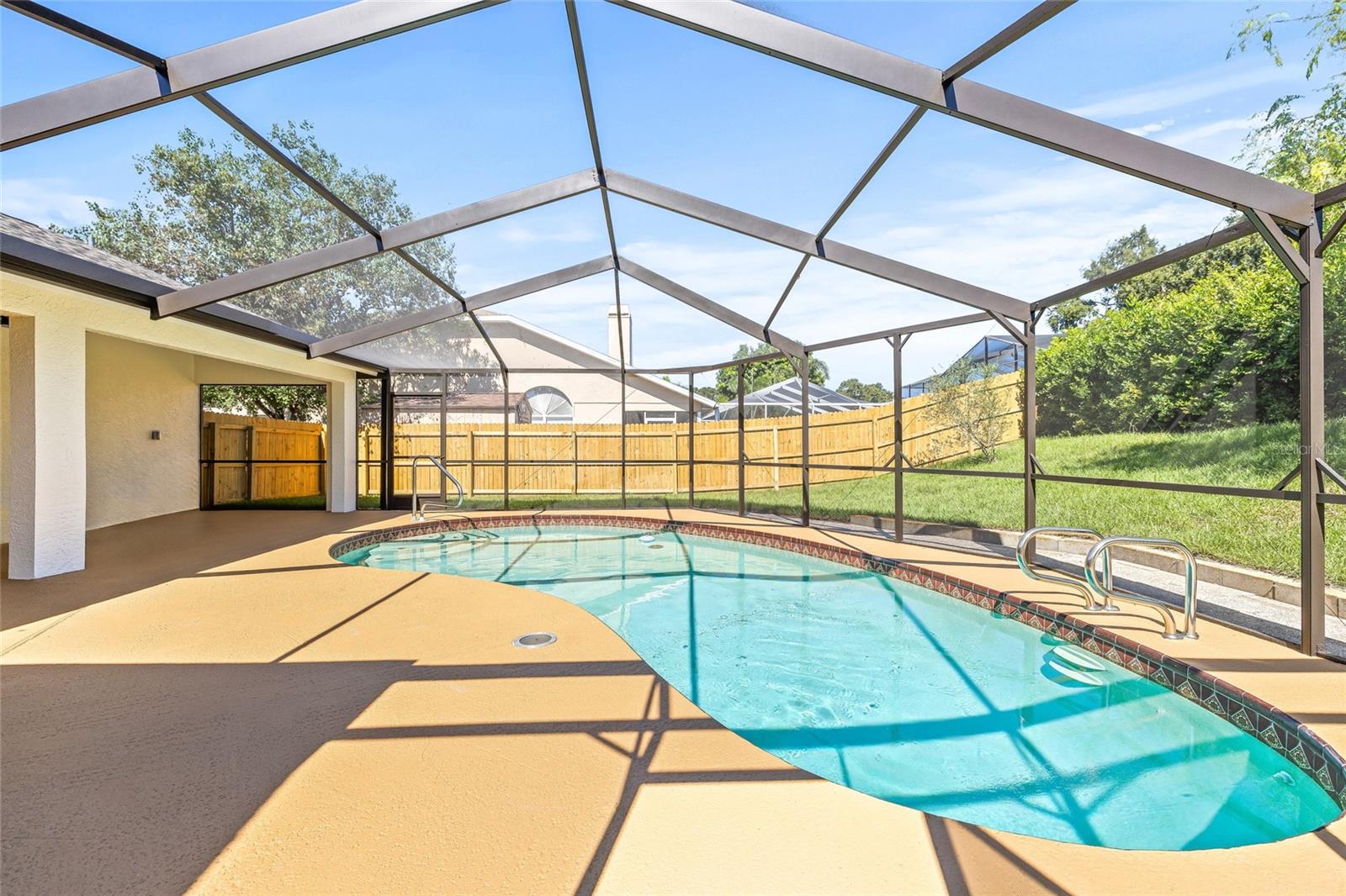 BARRINGTON HILLS - Residential