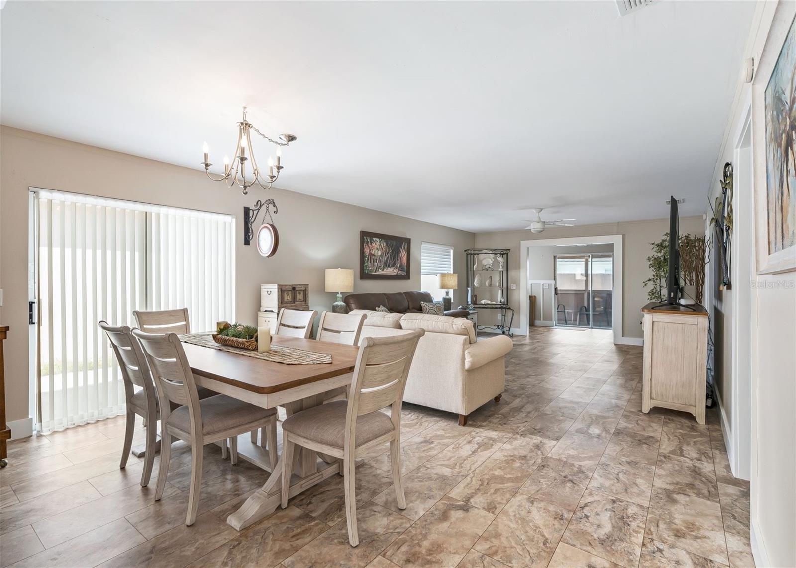 1624 TAMPICO PLACE