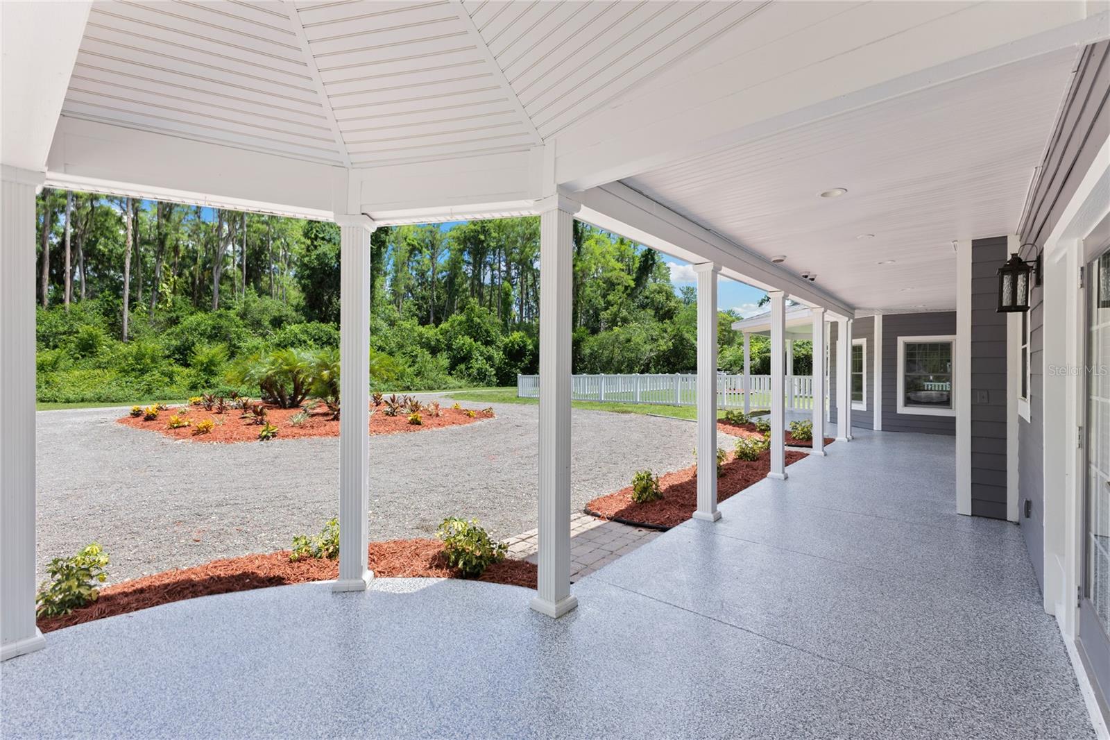 CRENSHAW LAKES - Residential