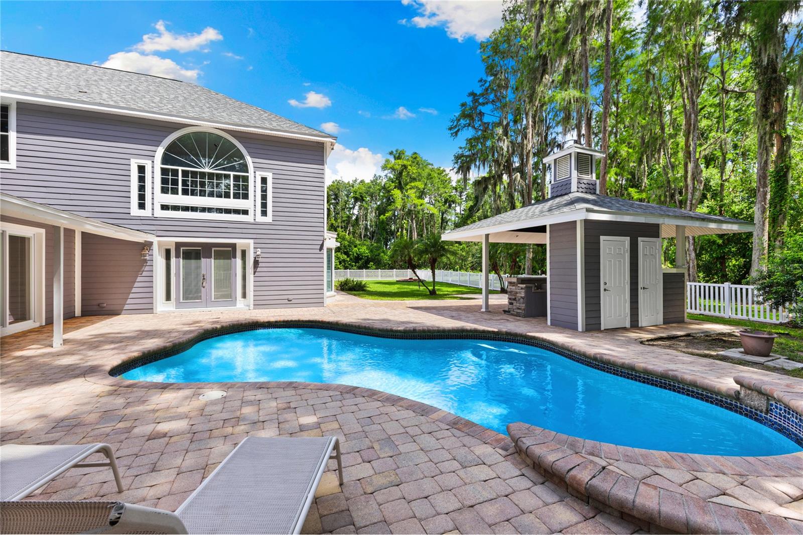 CRENSHAW LAKES - Residential