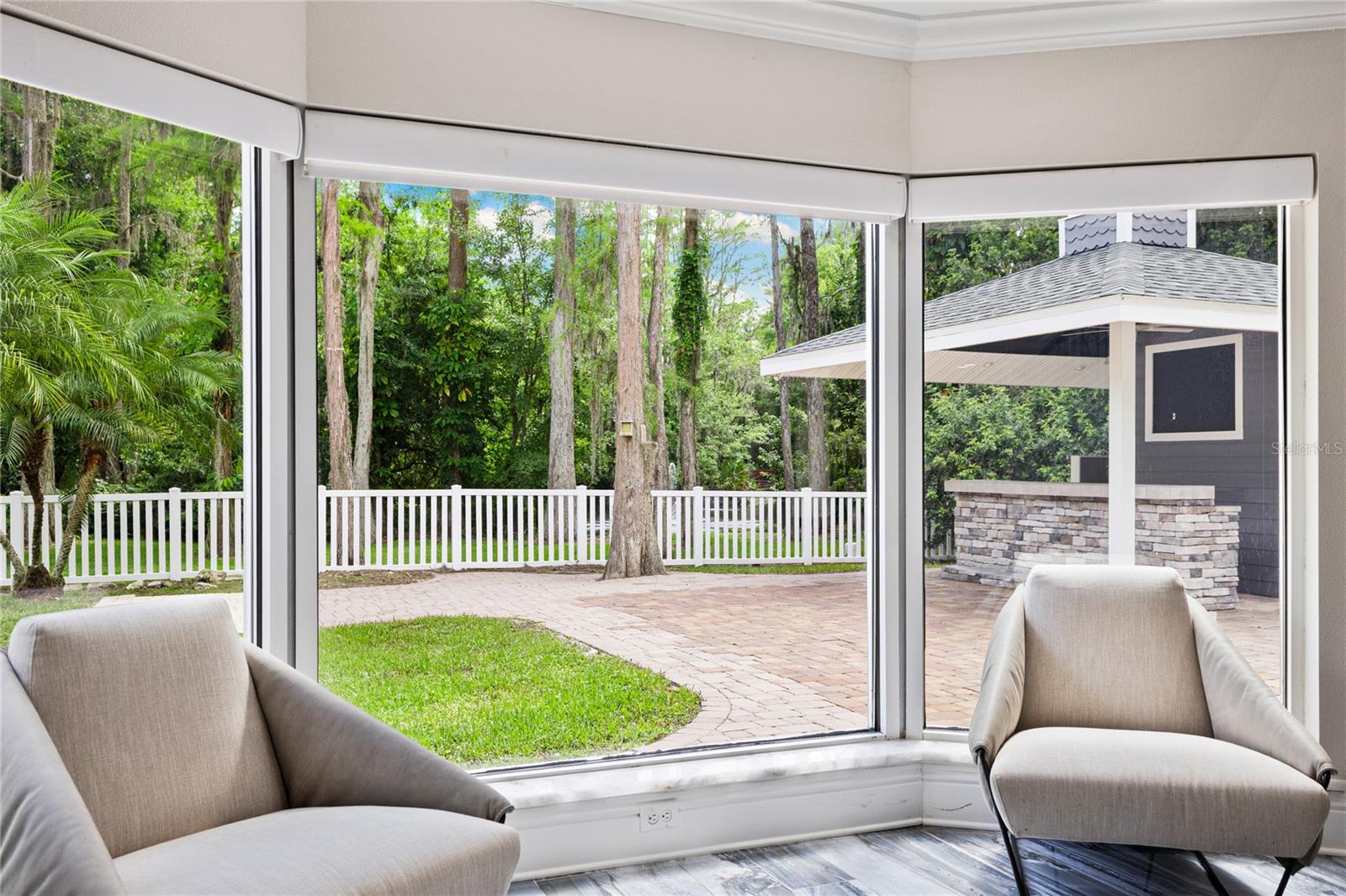 CRENSHAW LAKES - Residential