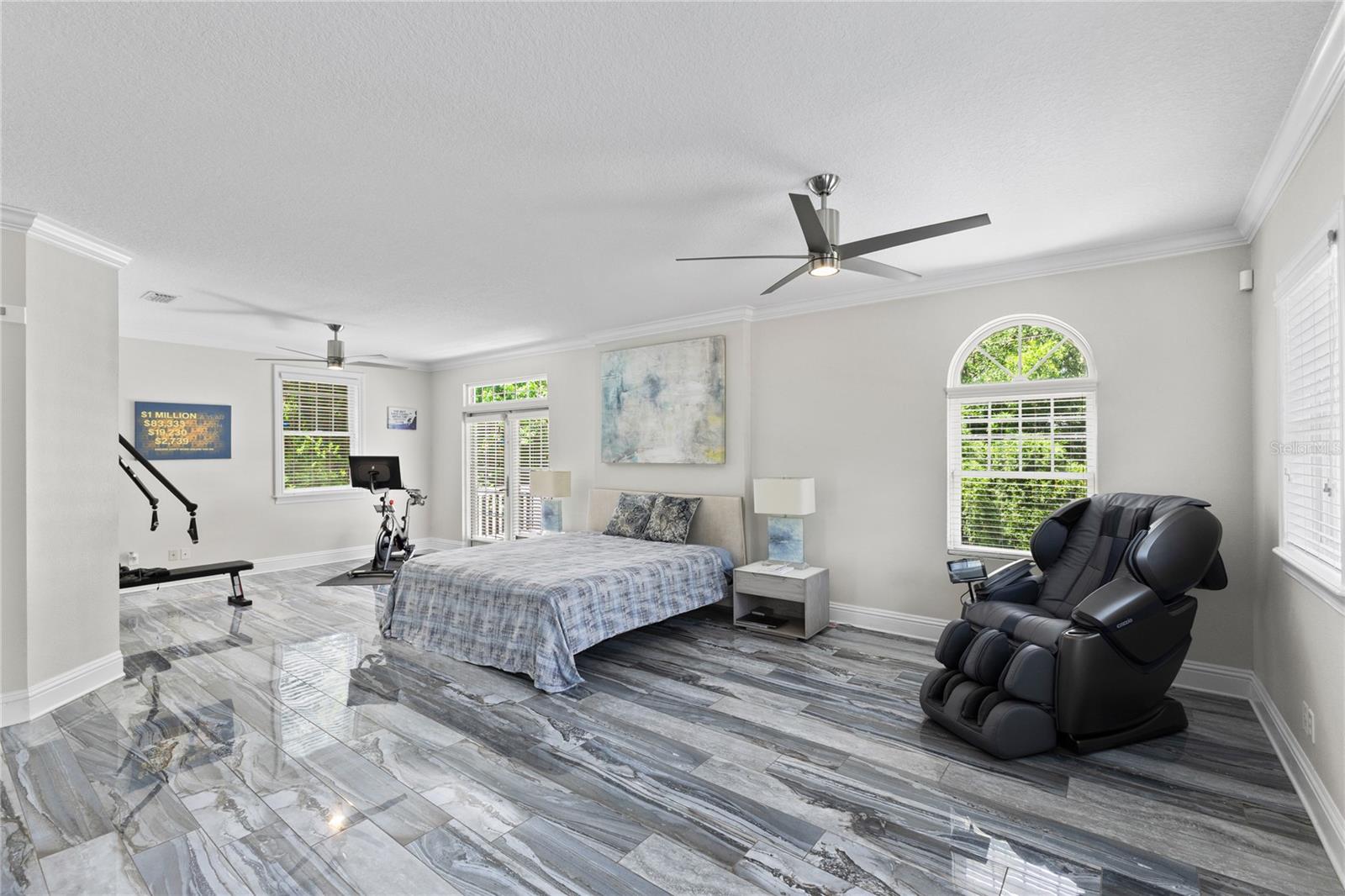 CRENSHAW LAKES - Residential