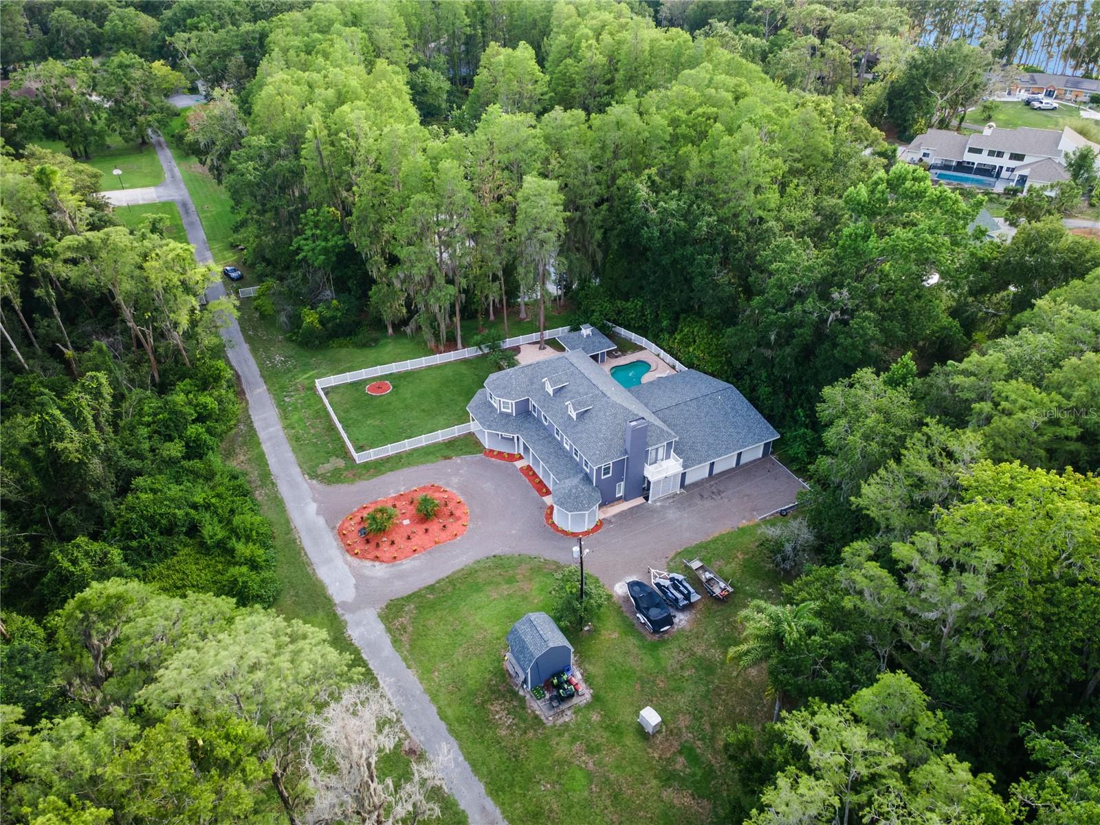 CRENSHAW LAKES - Residential