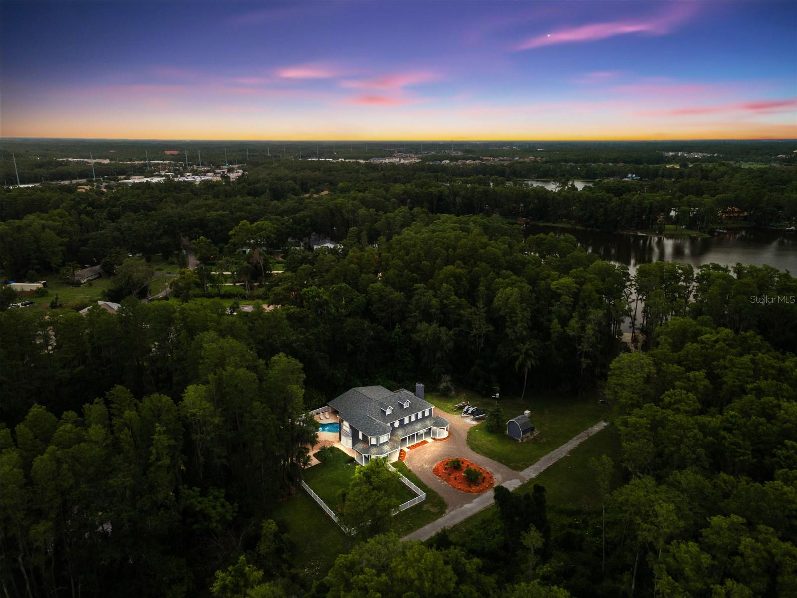 CRENSHAW LAKES - Residential
