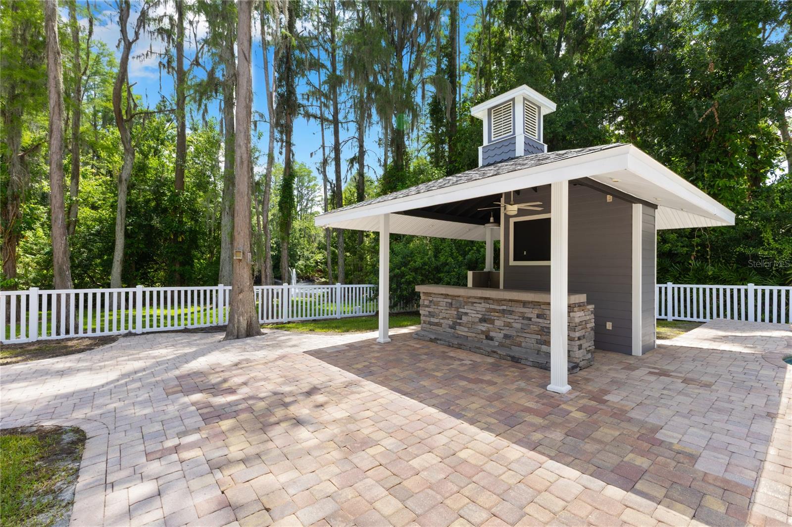 CRENSHAW LAKES - Residential