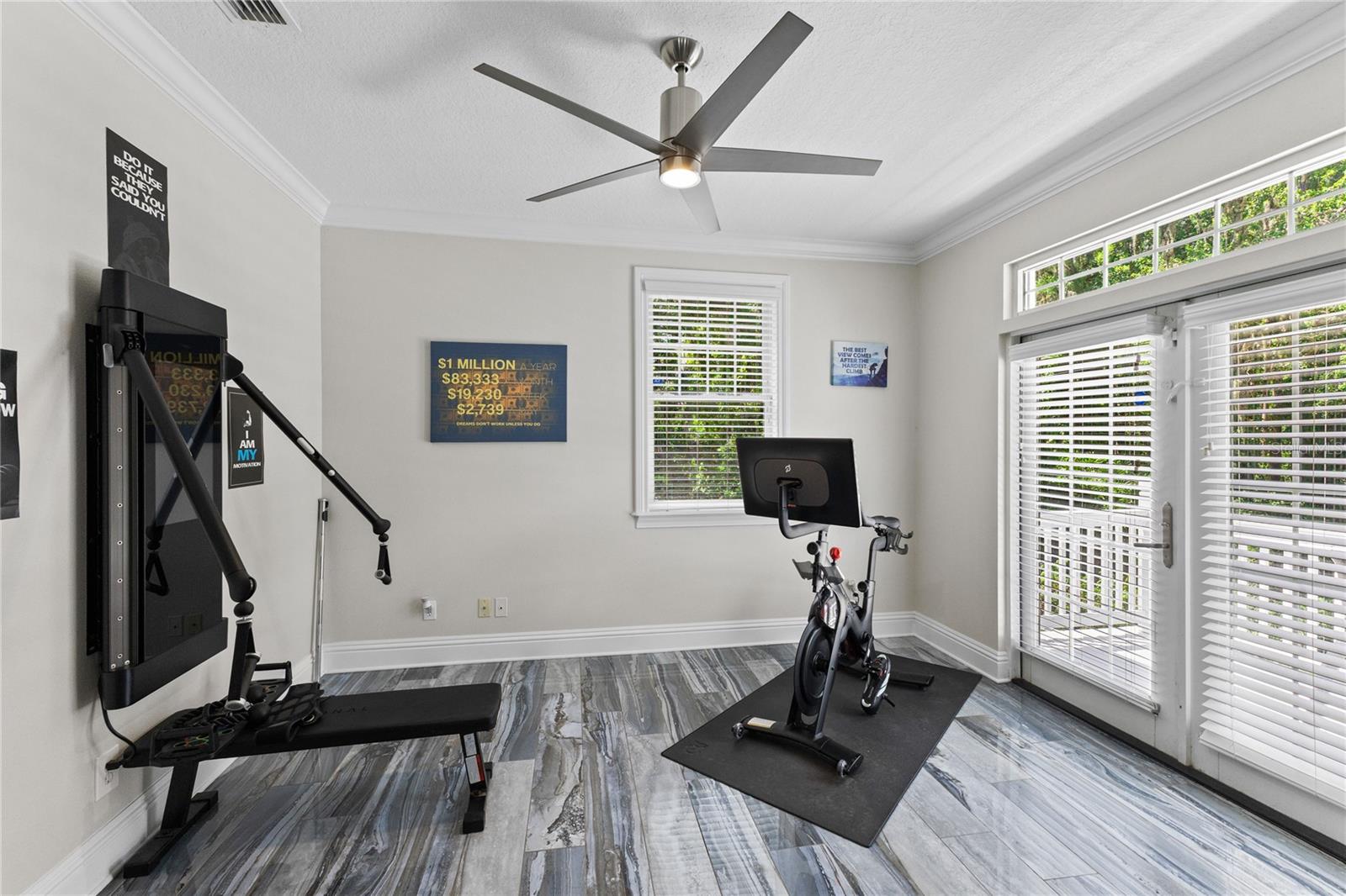 CRENSHAW LAKES - Residential