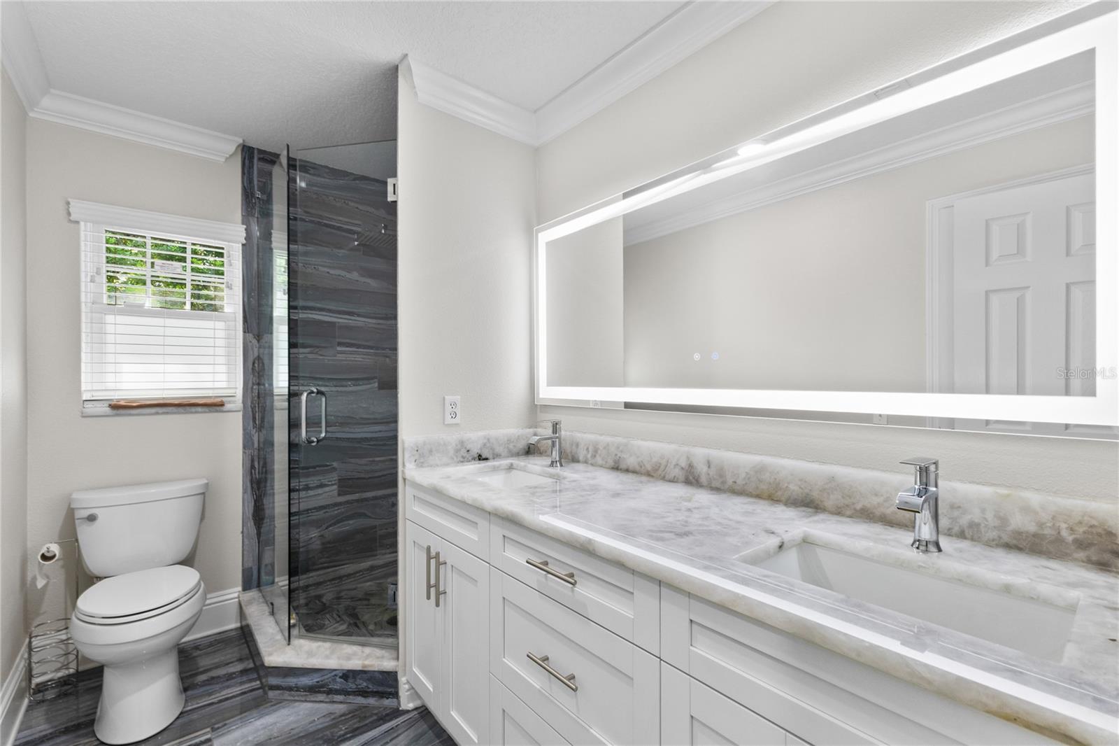 CRENSHAW LAKES - Residential
